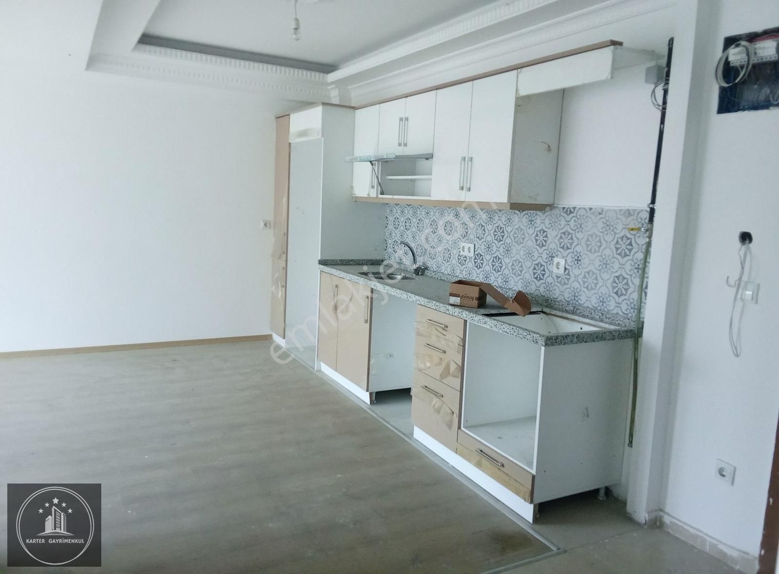 Küçükçekmece Kapanarya Gold Evleri Satılık 2+1 Daire