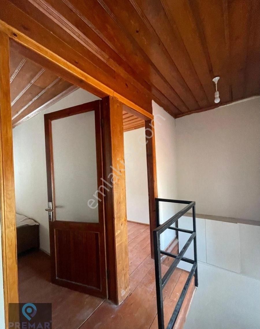 Ayvada'dan Ayvalık Merkez'de Deniz Manzaralı Avlulu 2+1 Rum Evi - Görsel 16