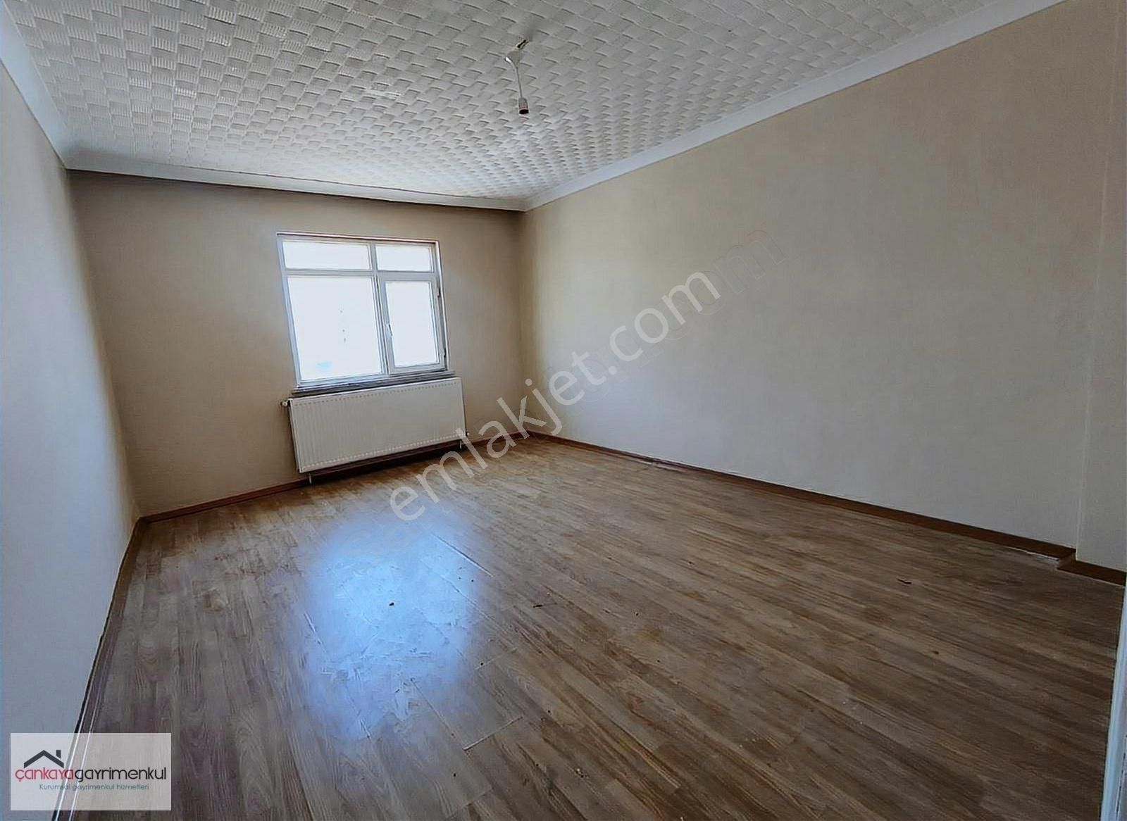 Arenapark Karşısı 2+1 Kombili Tadilatlı Kiralık Daire