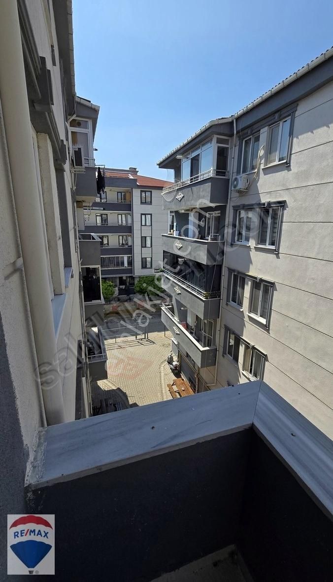 Lüleburgaz Barış Mahallesinde Satılık 2+1 Daire
