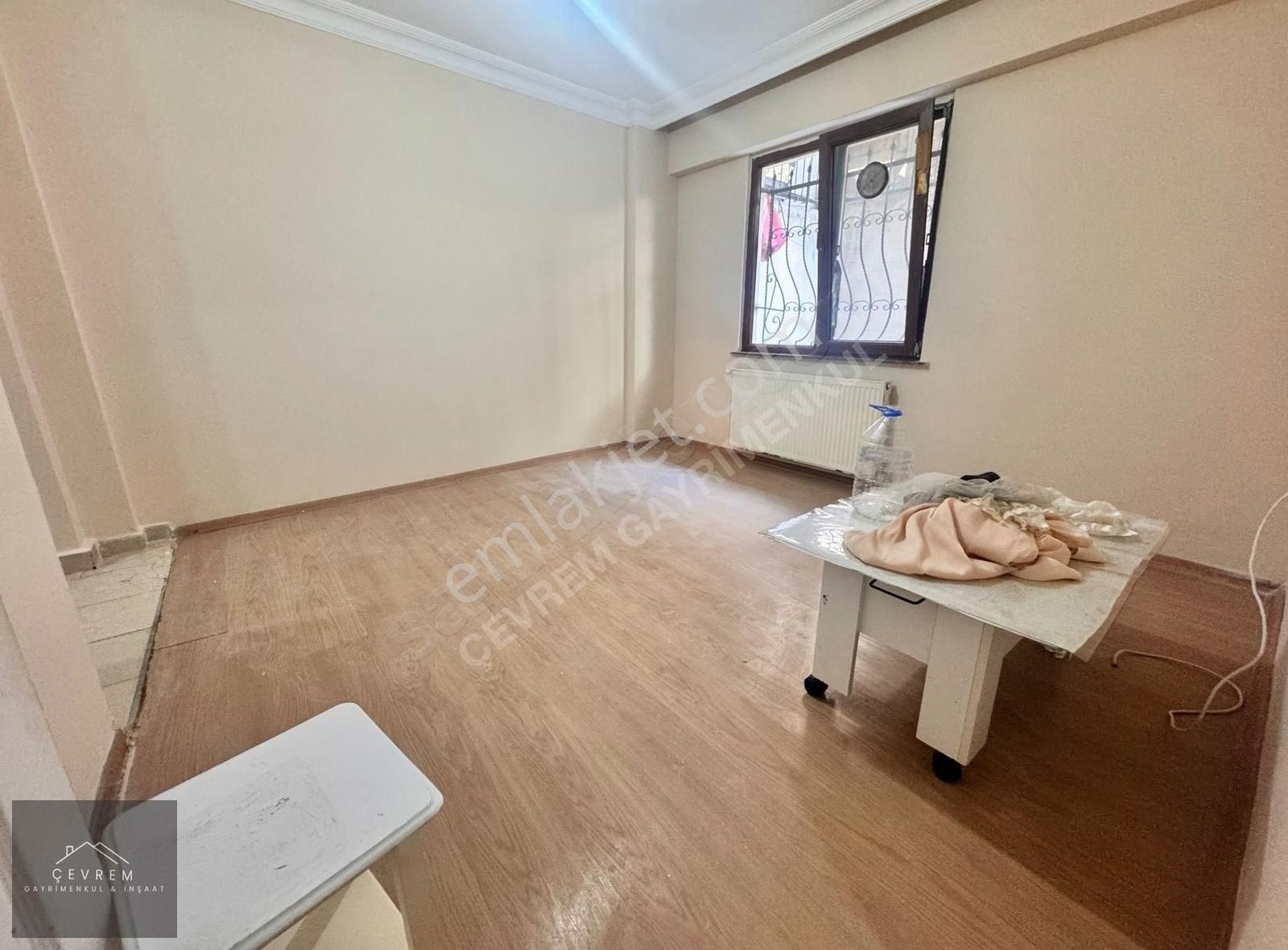 *çevrem** Yeşilova'da Harika Konumda Bahçeli 2+1 70m² B.katı