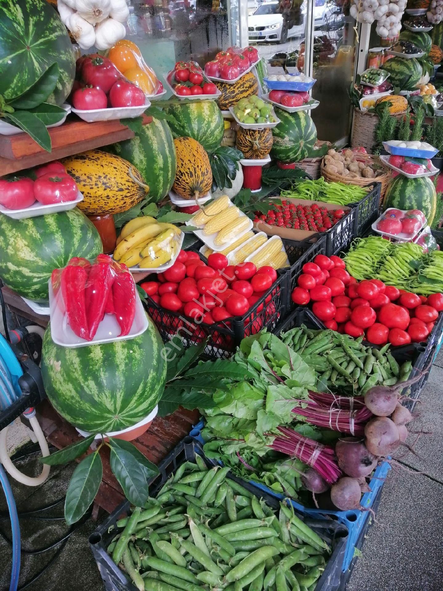 Küçükyalı Cadde"de Devren 45 M2 Ön Kullanımlı Manav Şarküteri - Görsel 18