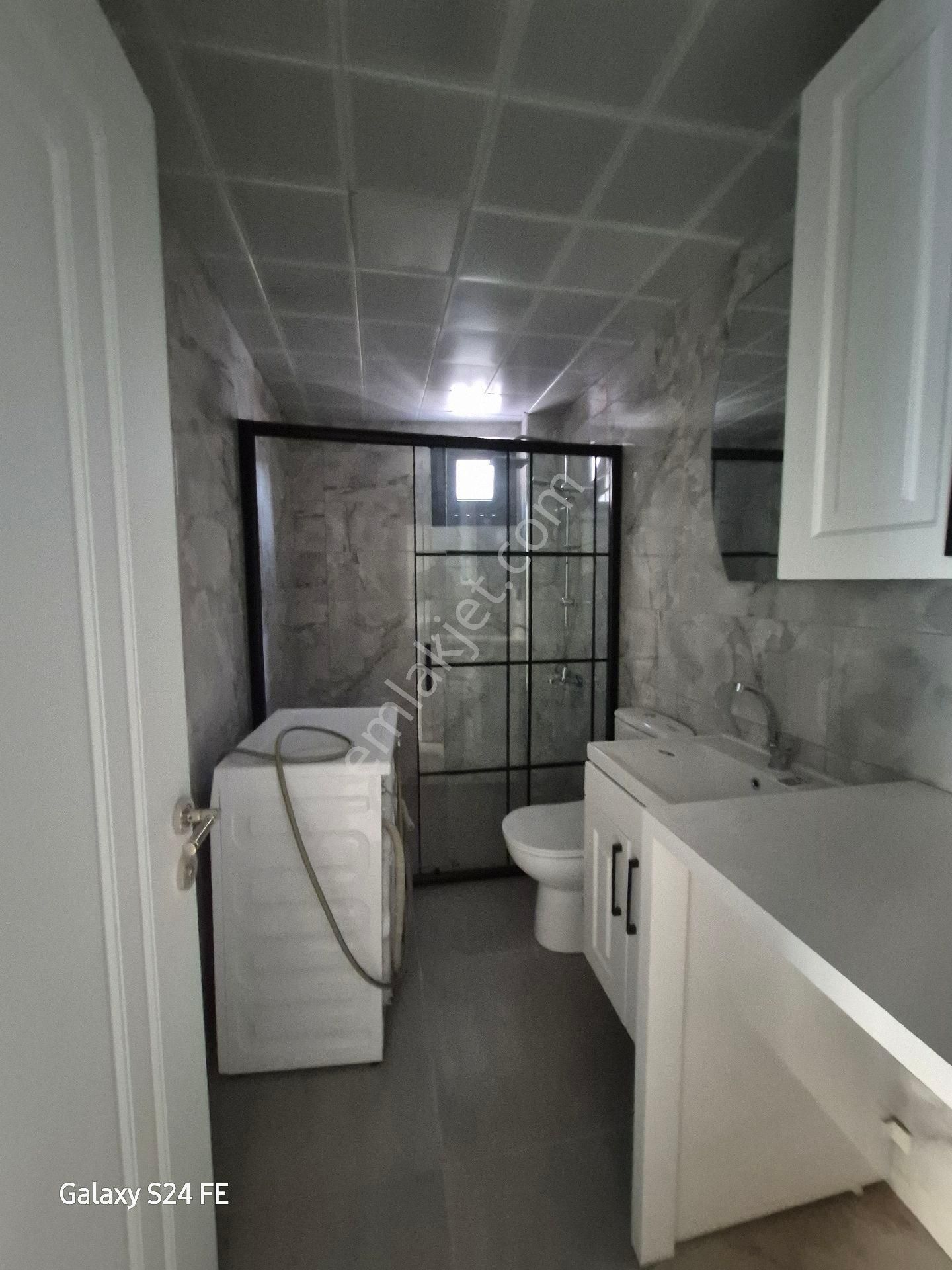 Bornova Da 1+1 Eşyalı Satılık Lüks Daire - Görsel 3