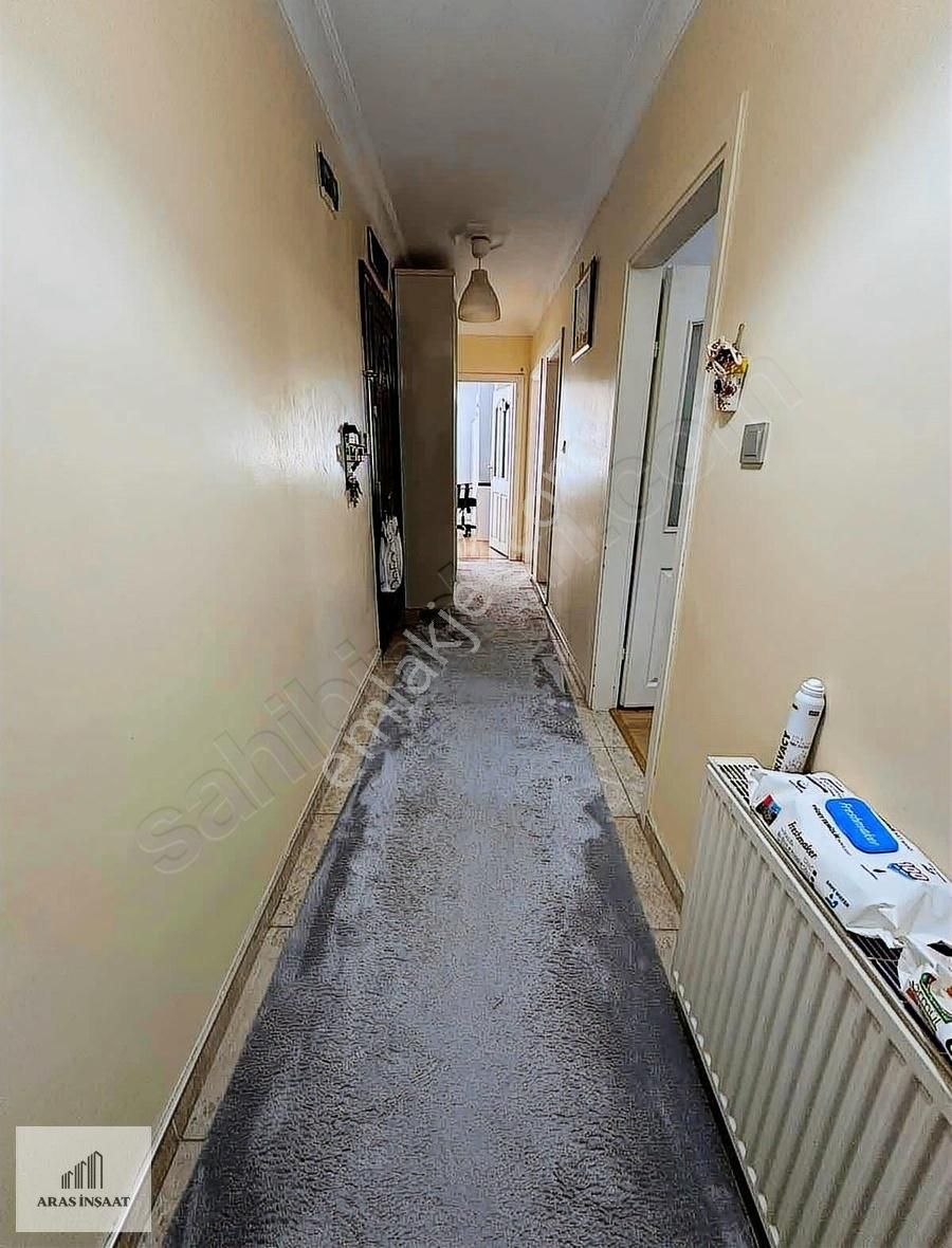 Aras İnşaat'dan Satılık 3+1 130m2 Orta Kat 17 Yıllık Daire - Görsel 5
