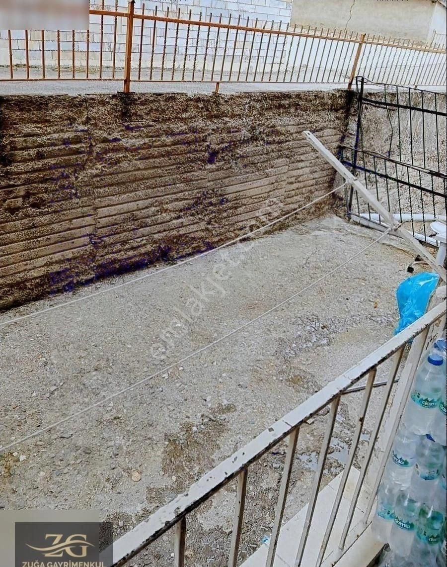 Dikmen Caddesi Paraleli Yüksek Giriş 3+1 Bağımsız Daire