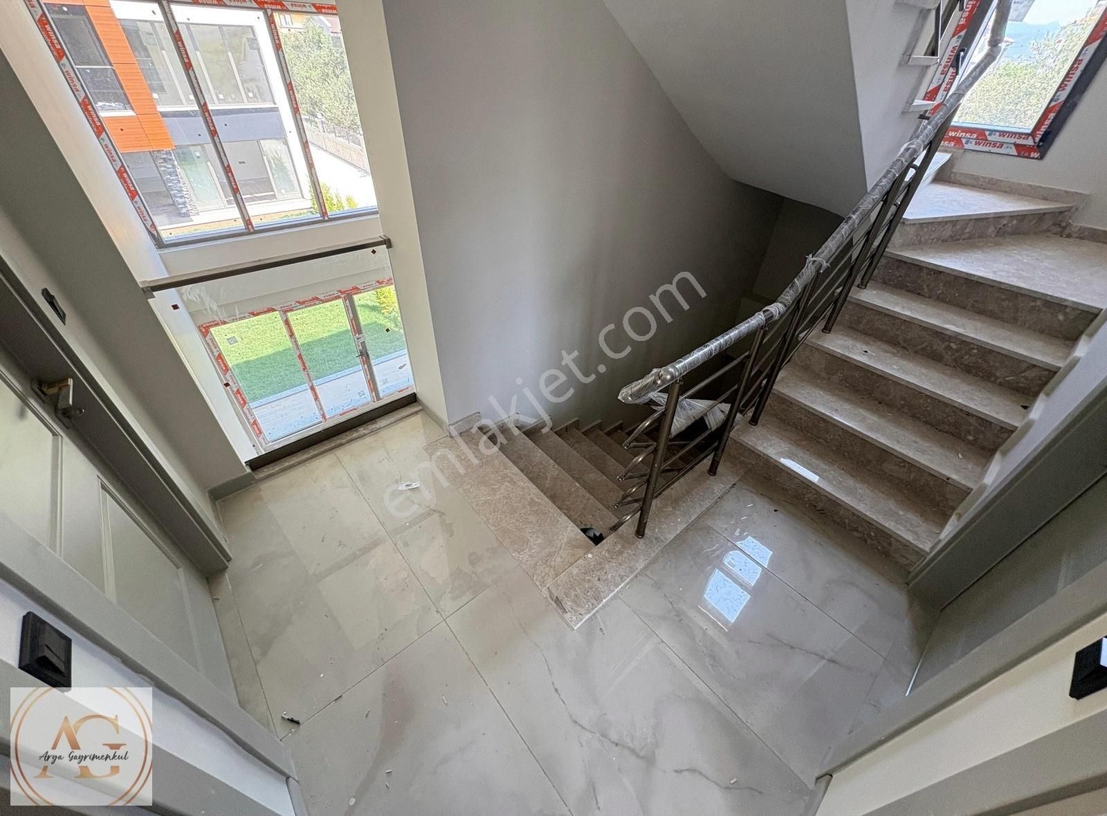 Arya'dan Güre'de Deniz Tarafında 4+1 Bağımsız Havuzlu Loft Villa - Görsel 11