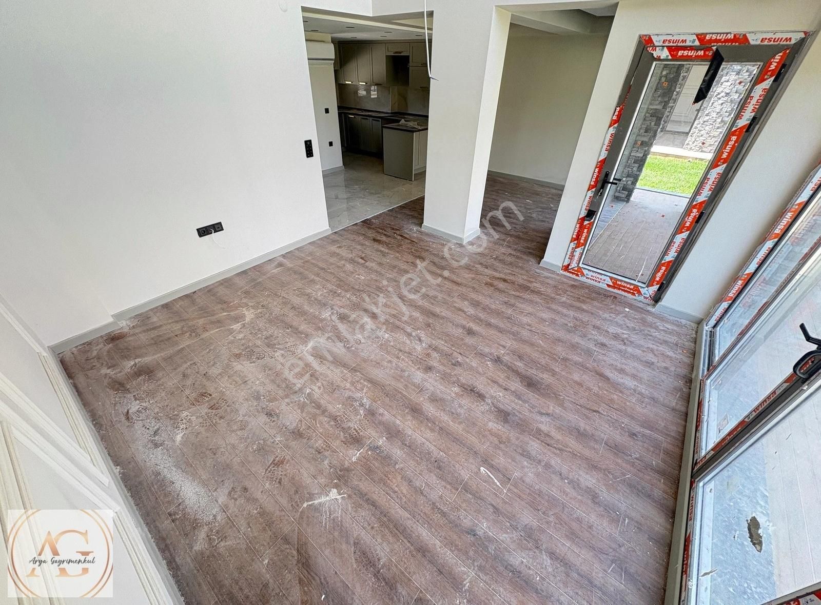 Arya'dan Güre'de Deniz Tarafında 4+1 Bağımsız Havuzlu Loft Villa - Görsel 10