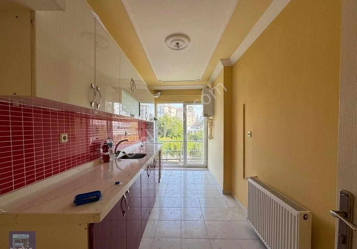 Tekirdağ Süleymanpaşa Cumhuriyet Mahallesi Kiralık 2 + 1 Daire