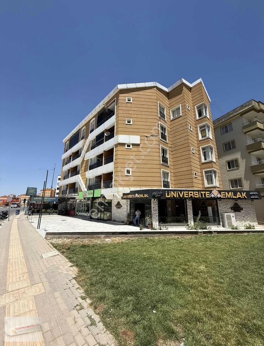 Üniversite Emlaktan Kiralık 1+1 Eşyalı Ön Cephe Stüdyo Daire