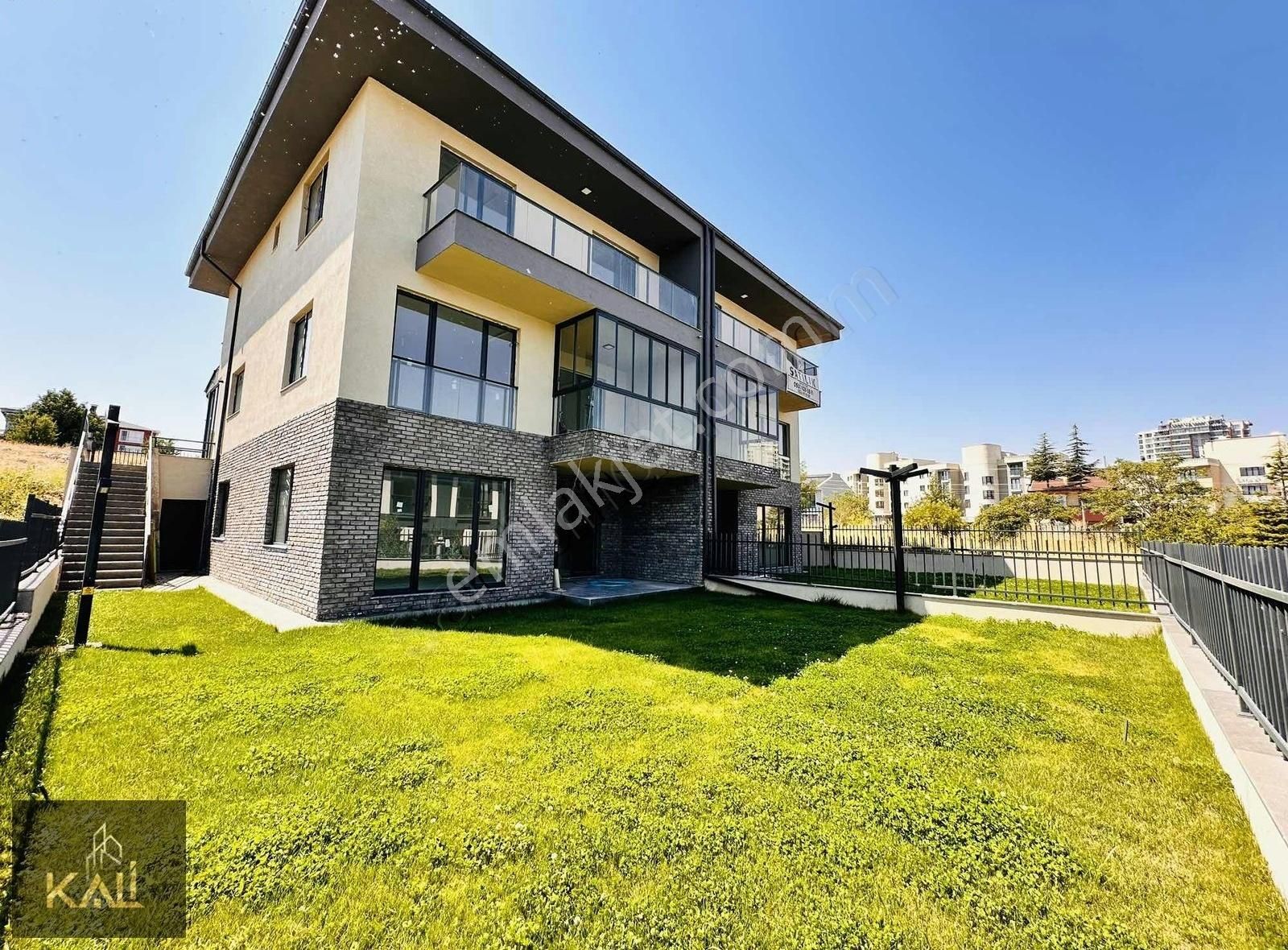 İncek Bulvar Yakını 4+2 Sıfır Villa Kali A.ş