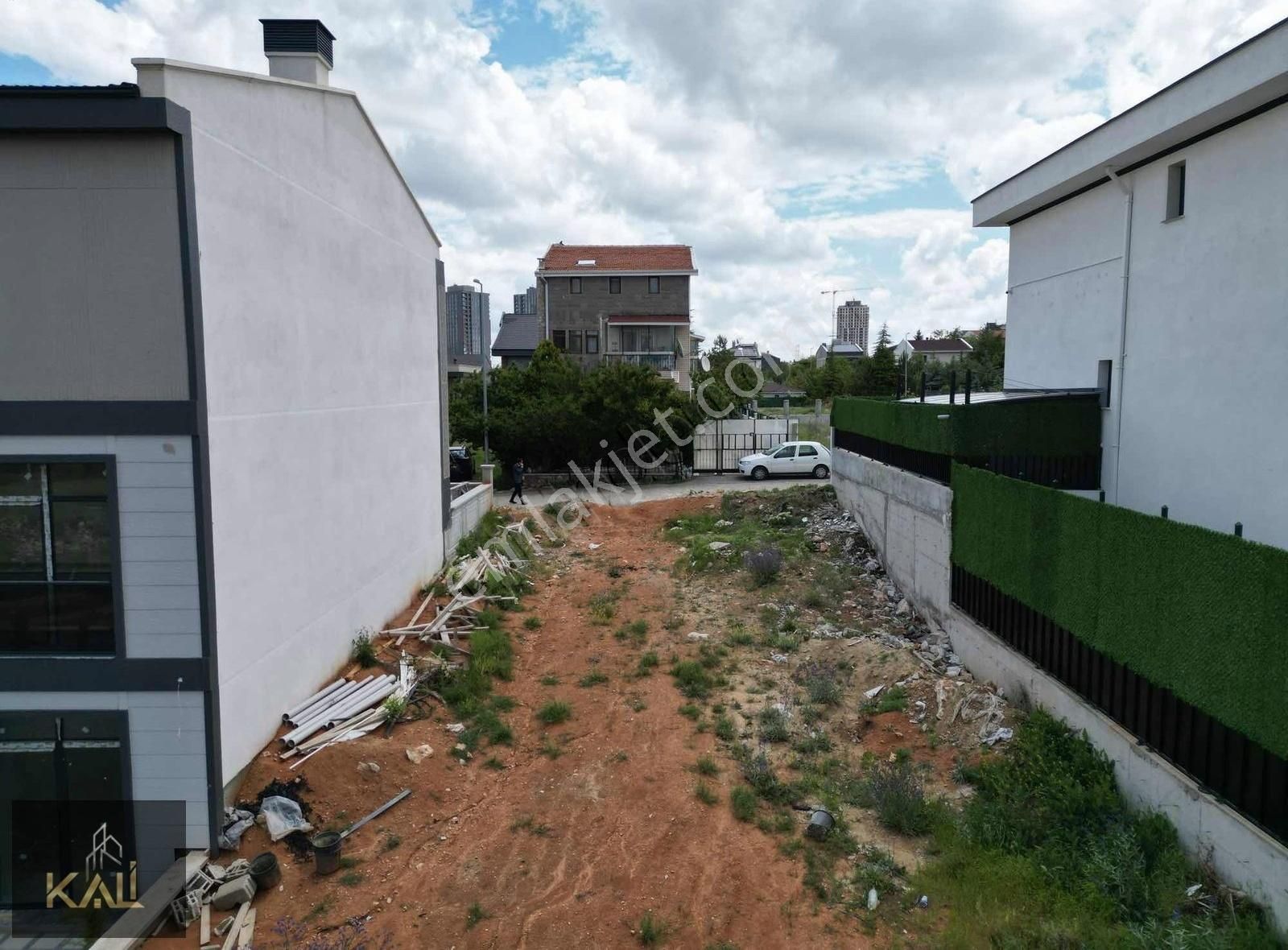 İncek Tek Yapı'da 345 M2 Kotlu Cadde Yakını Kali A.ş.