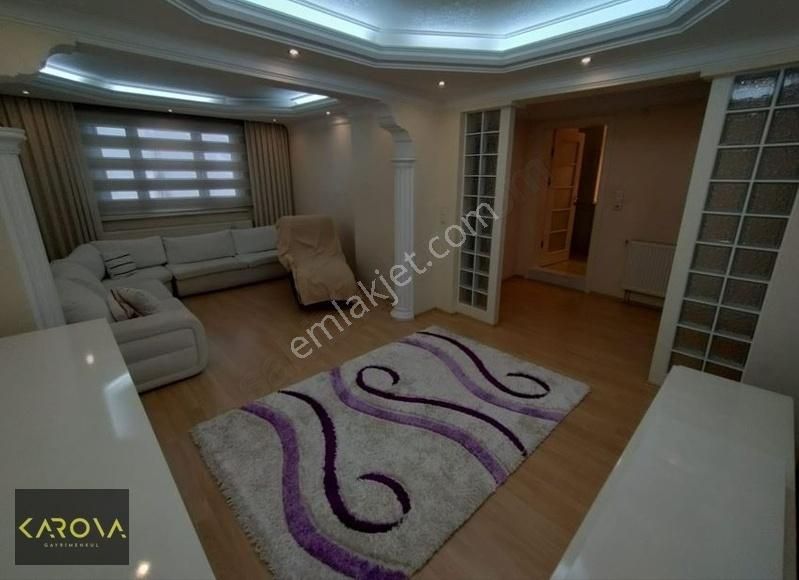 Akpınar Gayrimenkul'den Sadece Memura Eşyalı 4+1 Kiralık Daire