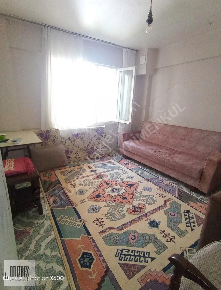Otubeş Gayrimenkulden Balçovada 2+1 Uygun Fiyata Satılık Daire