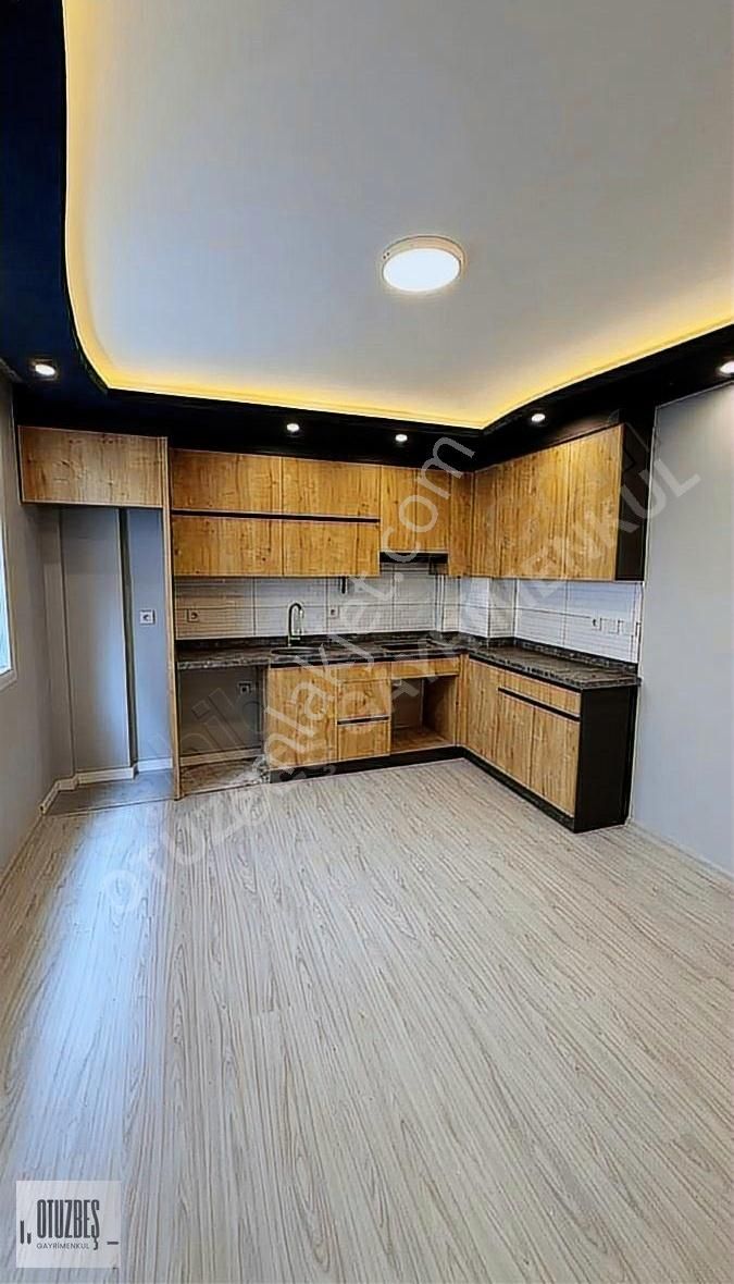 Otuzbeş'ten Atilla Mahallesini 2+1 Komple Tadilatlı Daire