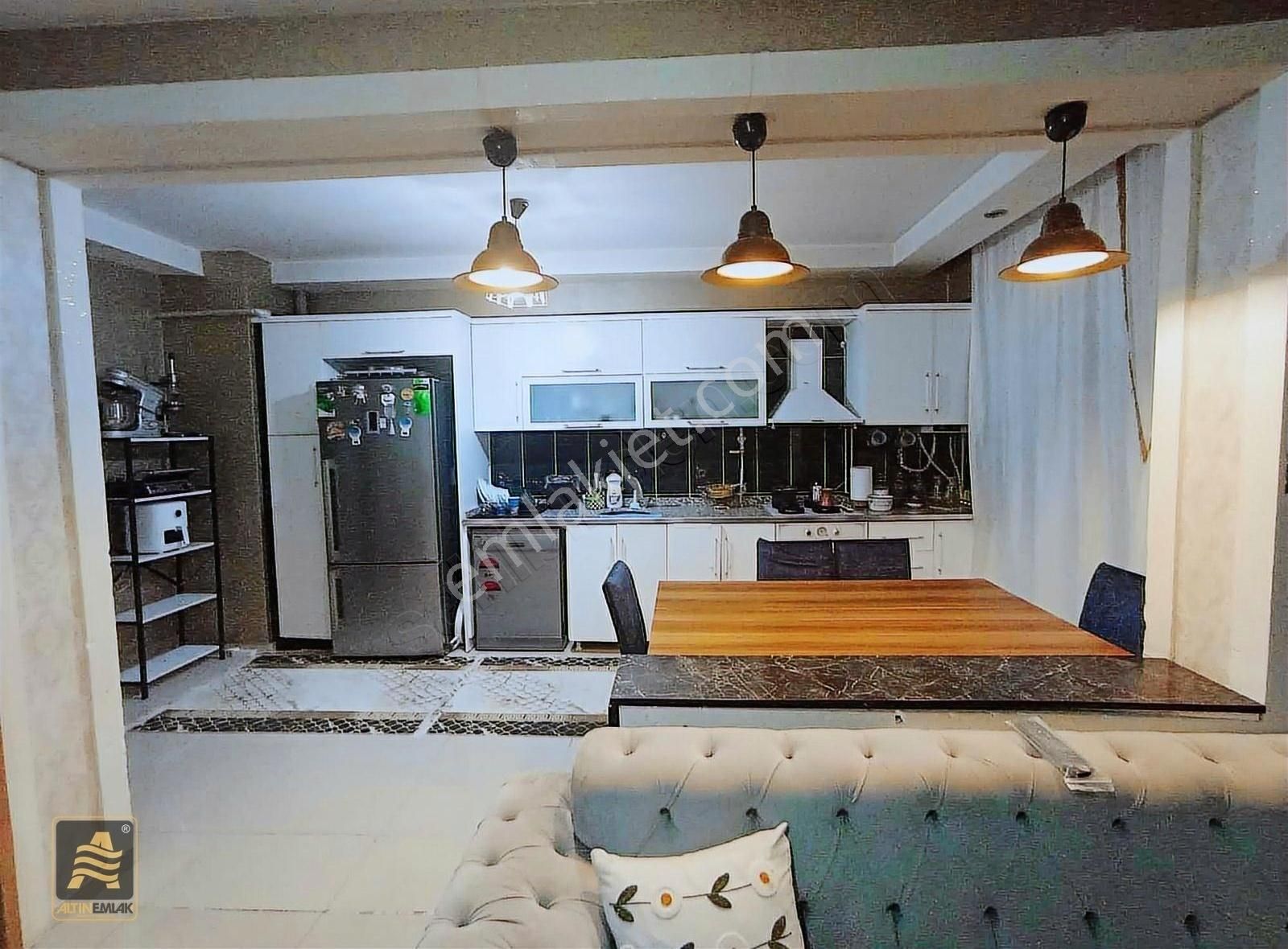 Diyarbakır Bağcılar'da Toptancılar Sitesinde Satılık 3+1 Daire