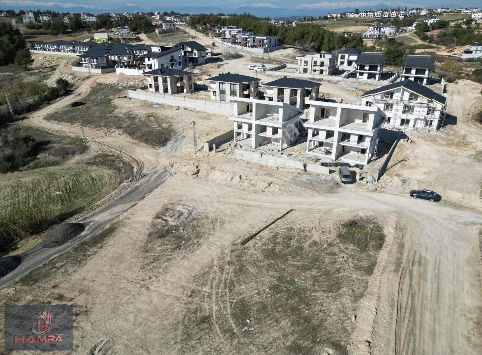 Hamra'dan Güzel Lokasyonda,inşaata Açık Villa İmarlı.. - Görsel 2