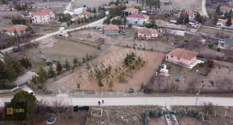 Karaoğlanda Satılık 1620 M2 (810+810) 0.50 Emsal Villa Parseli