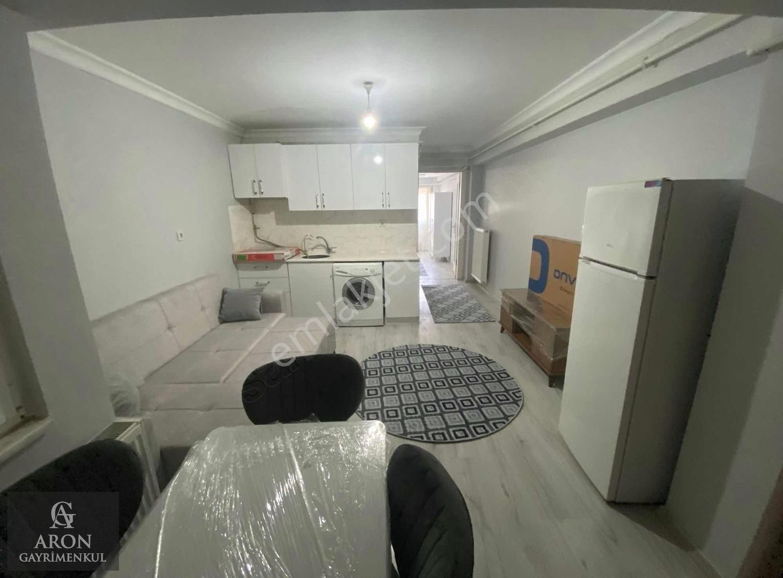 Bahçe Katında 0 Eşyalı Abonelikleri Açık 1+1 Kiralık Daire