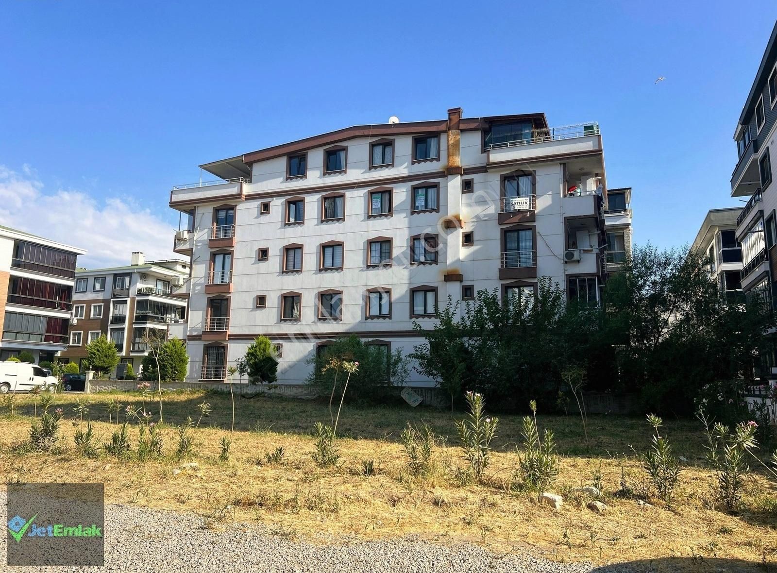 ▄tek Yetki▀jetten Altınkumda Ön Cephe 4 Yaşında Fırsat 2+1 Daire