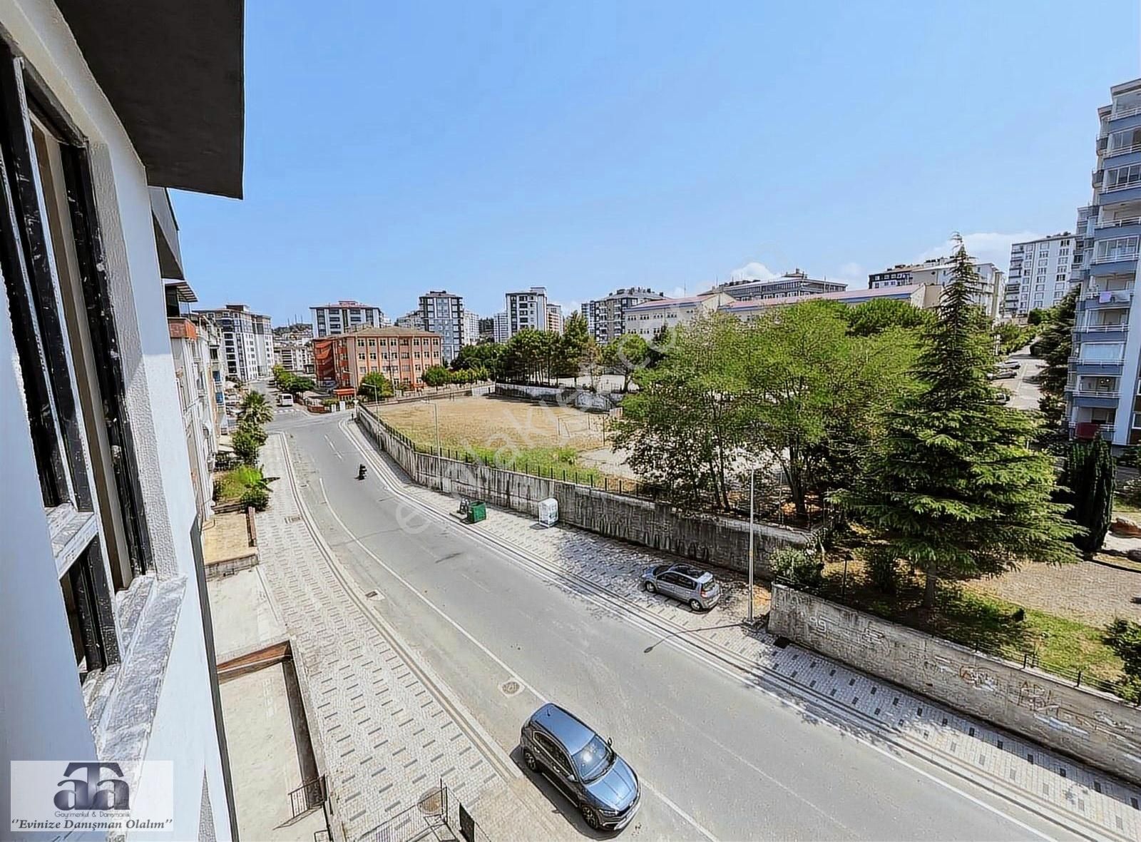 Ünye Atatürk Mahallesinde Güneşle İç İçe Satılık Sıfır Daire