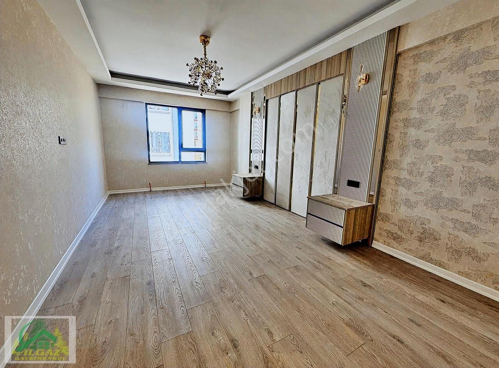 Ovacık'ta 3+1 Ara Kat Ultra Lüks Yapılı Sıfır Bina Fırsat Daire - Görsel 12