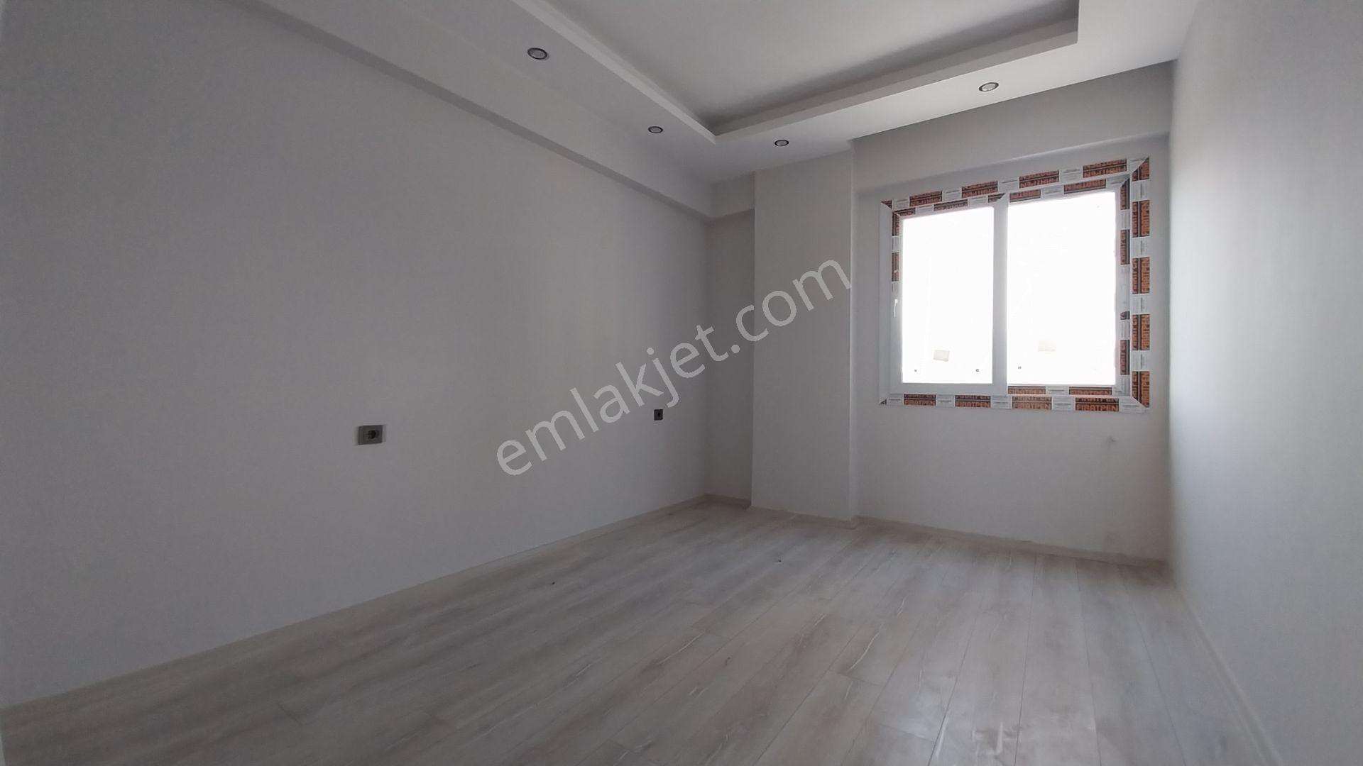 Tömük'te Denize Yürüme Mesafesinde 1+1 Cep Mutfaklı Gbk Cepheli - Görsel 12