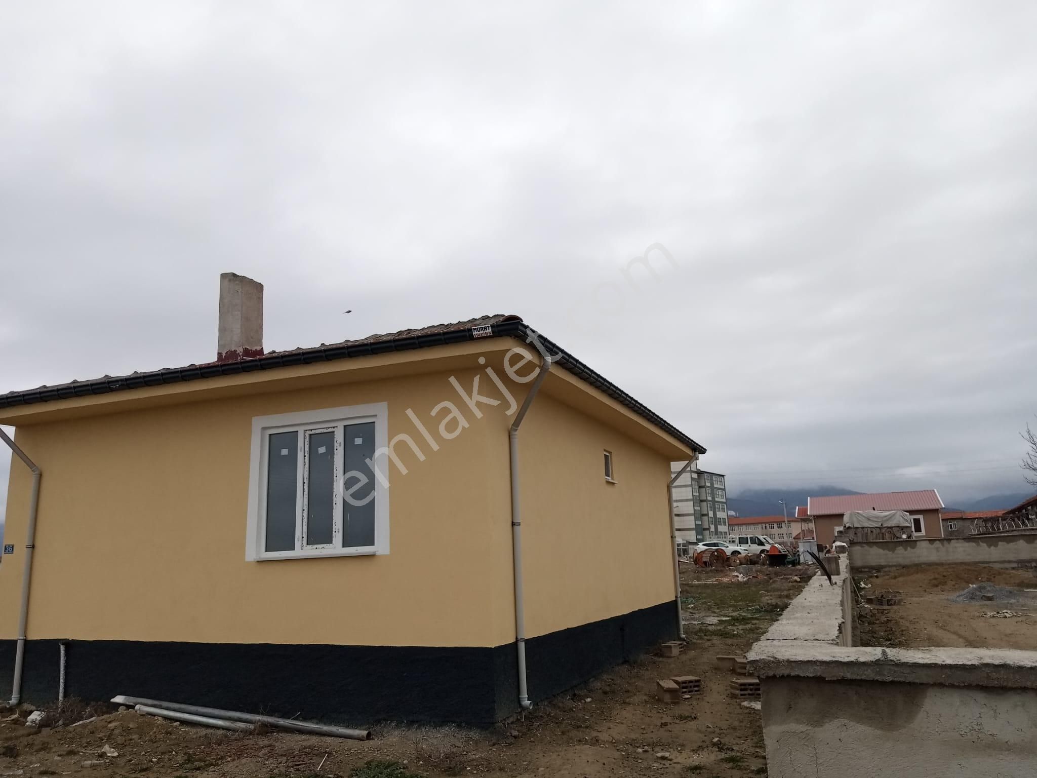 Alanyurtta Kyk Yurdu Yanı Köşe Parsel 104 Ada 8 Parsel