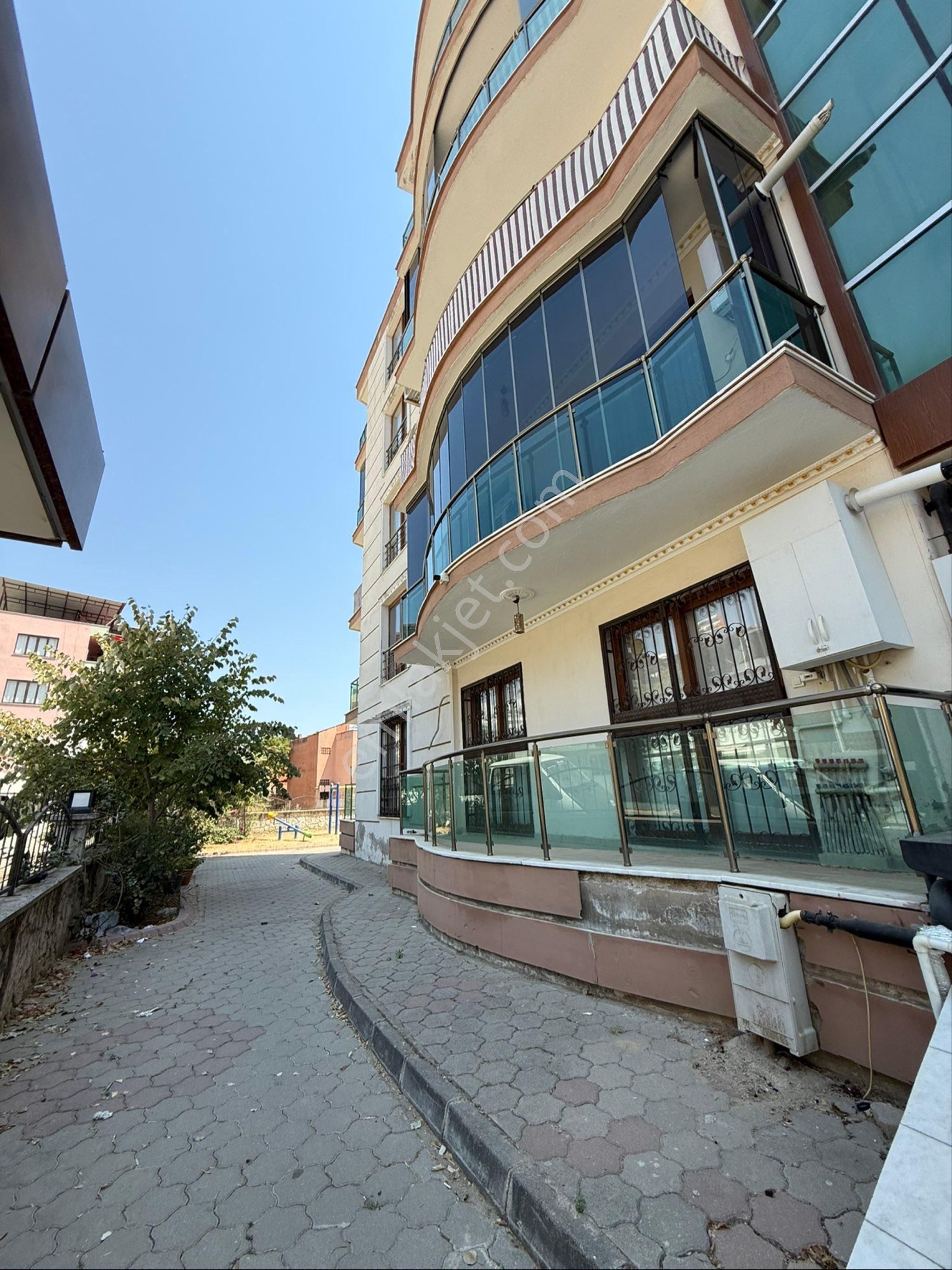 🌟 Aydın Nazilli Yeşil Mahallesi’nde Asansörlü, Otoparklı, Peyzajlı 3+1 Daire!