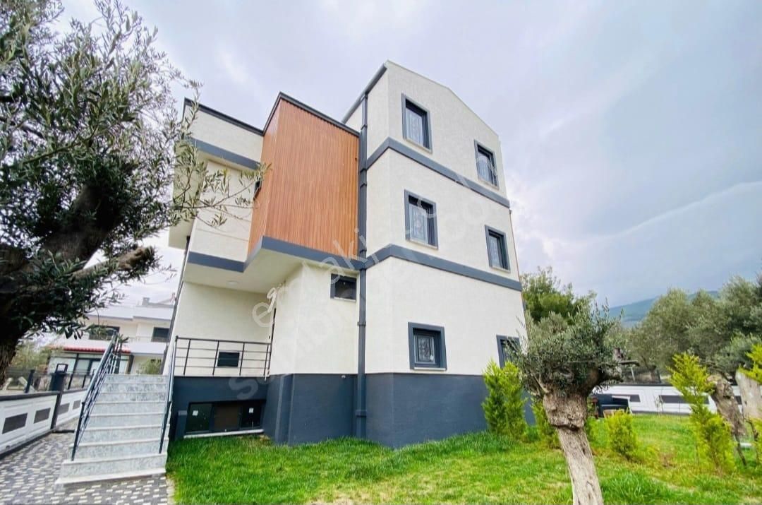 Güre’de Deniz Manzaralı 4+1 Sıfır Müstakil Villa – 3 Banyo, 200 M² Bahçe, Kat Kaloriferli - Görsel 12