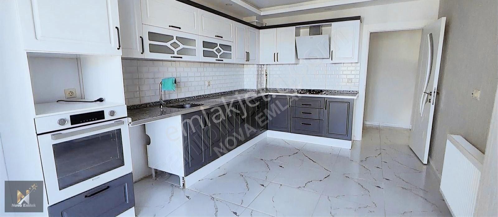 Malatya Caddesi'nde Avcil Yapı Da Satılık Daire