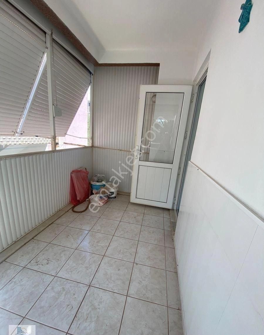 Çamlık Mahallesinde Denize Yürüme Mesafesinde 2+1 Tadilatlı Daire - Görsel 15