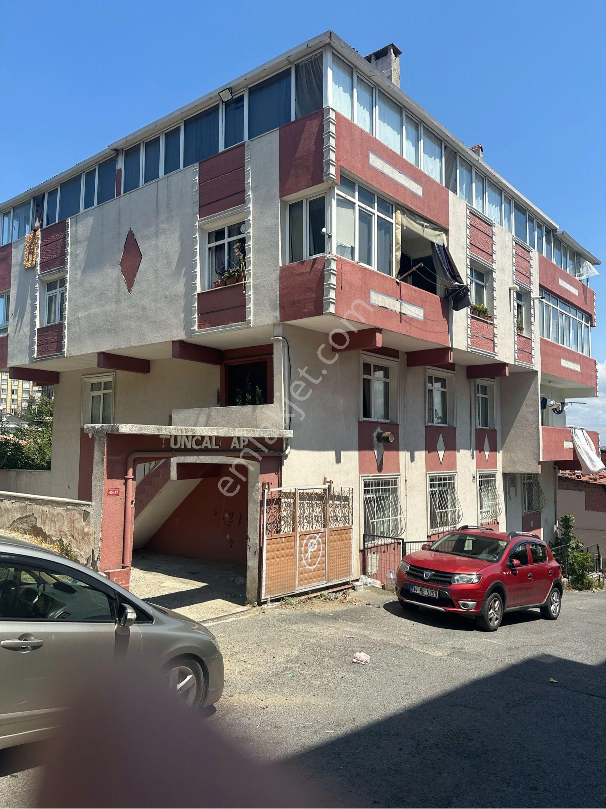 Özer Emlaktan Aybeniz Sokakta Satılık Daire
