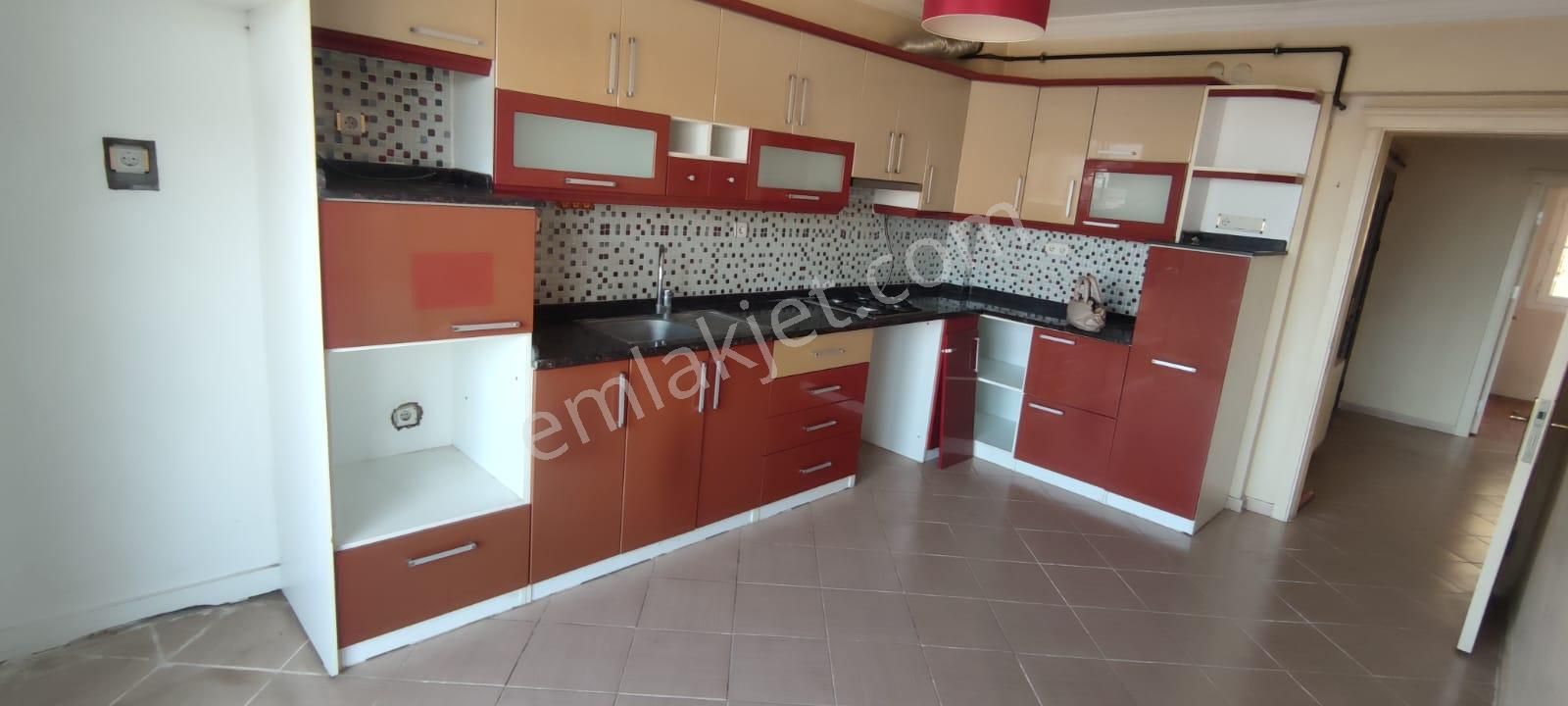Emsalgayrimenkul' Den Kiralık 3+1 Daire