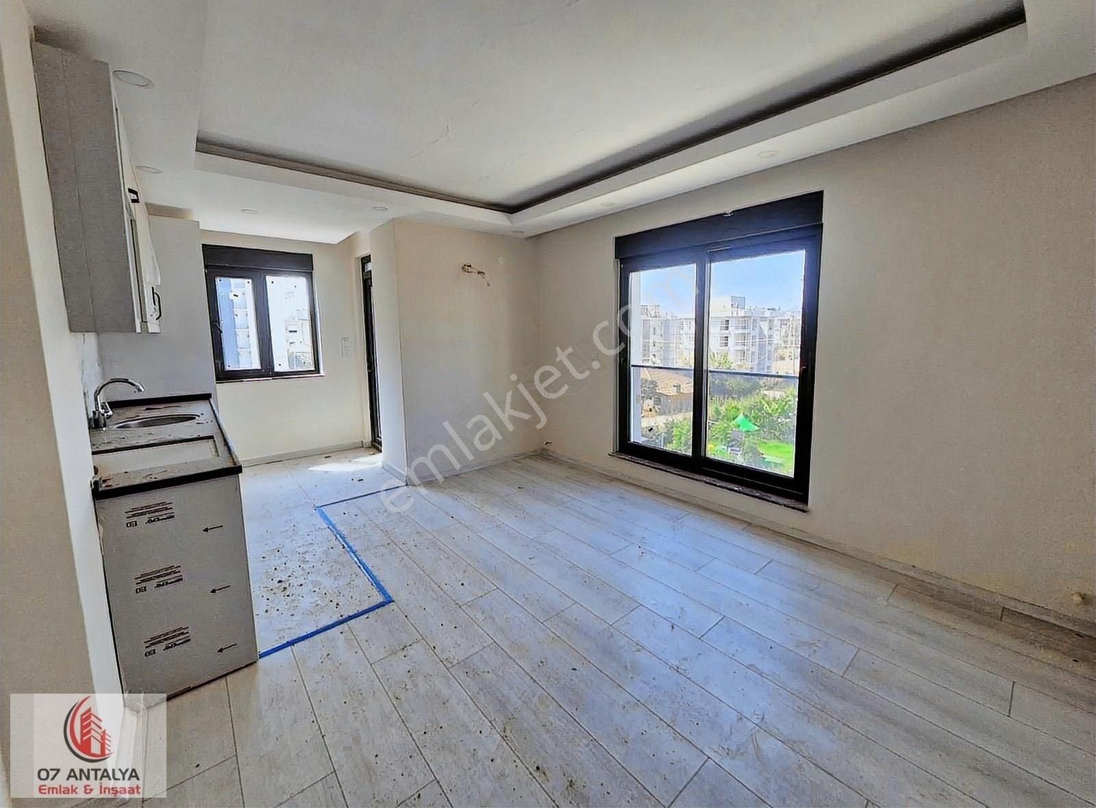 Kepez Devlet Hast. Yakını Sıfır Katta 1+1 Kiralık Daire