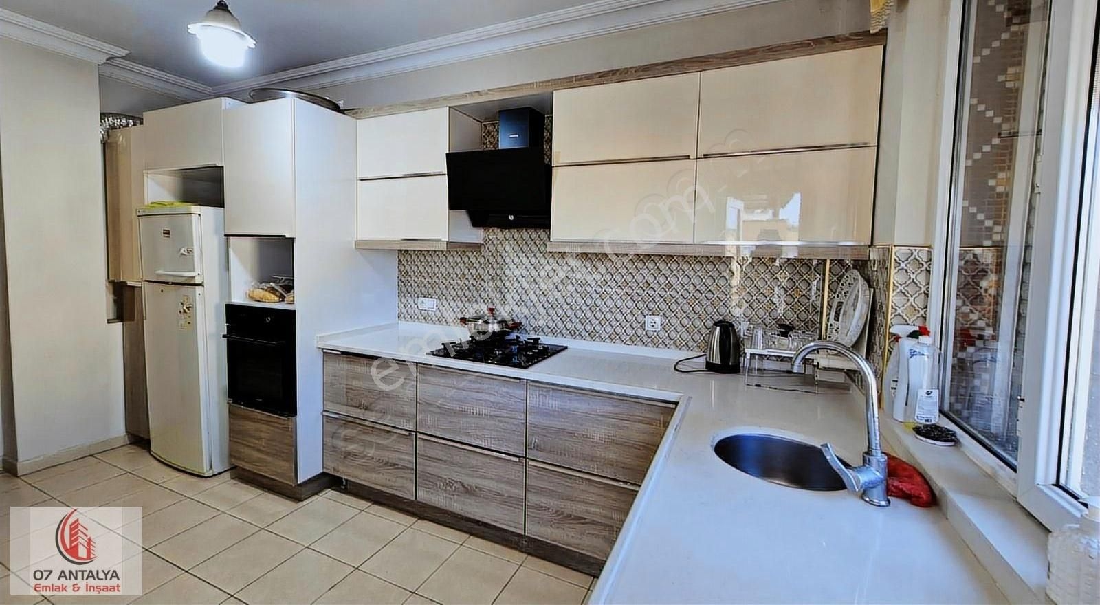 Gündoğdu Mh. Göksu Caddesi Üzeri Çok Geniş Full Kredi 4+1