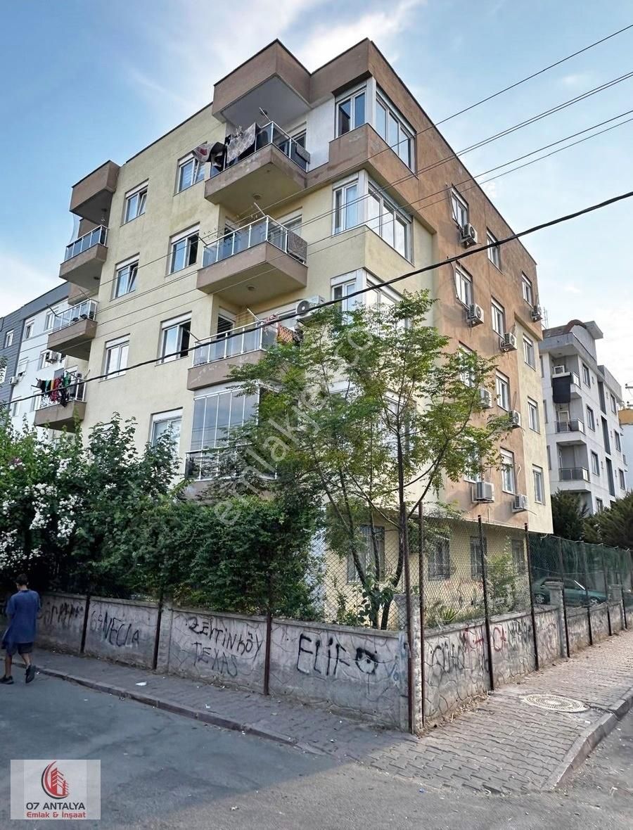 Yeşilderede - Ana Cadde Dibi Fırsat - 3.kat 2+1 100 M2