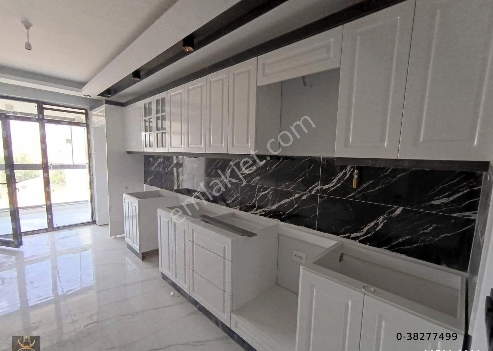 Poyraz Emlak'tan 71 Evler Mah. Kafkas Cad.ve Şehir Hastanesi Yakını 2+1 120m² Satılık Daire
