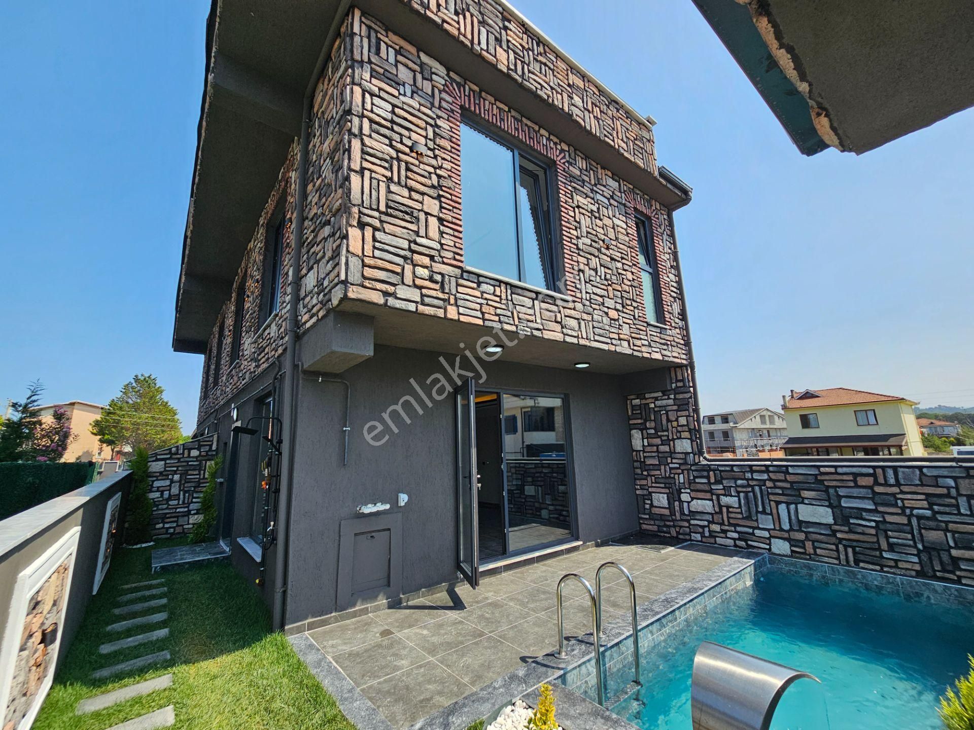 3+1 Müstakil Havuzlu, Deniz Manzaralı Lüks Villa