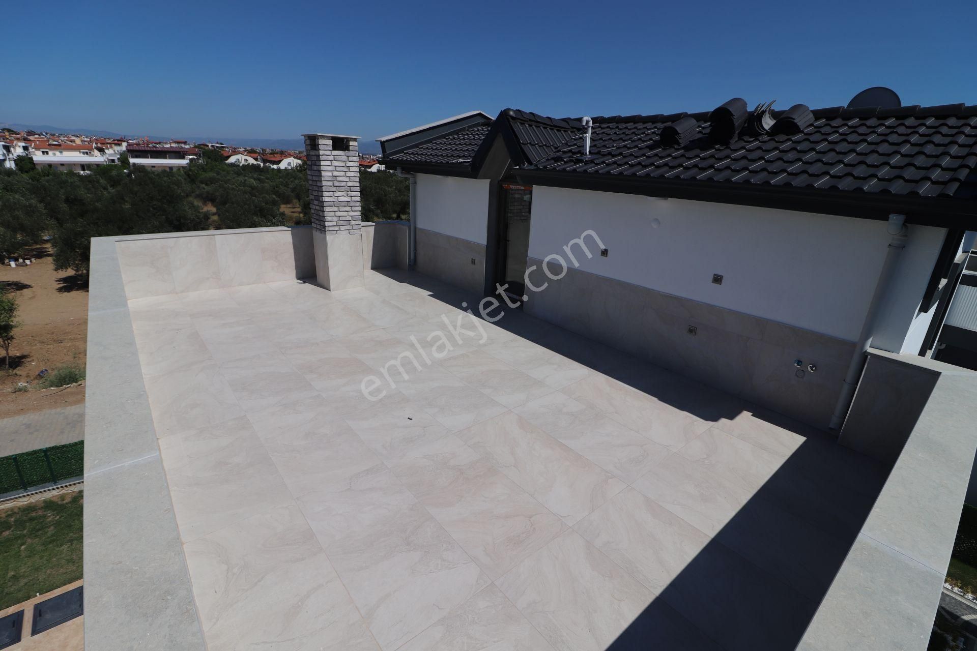 Irmaksudan Güre De Deniz Manzaralı Müstakil Havuzlu 4+1 Villa - Görsel 10