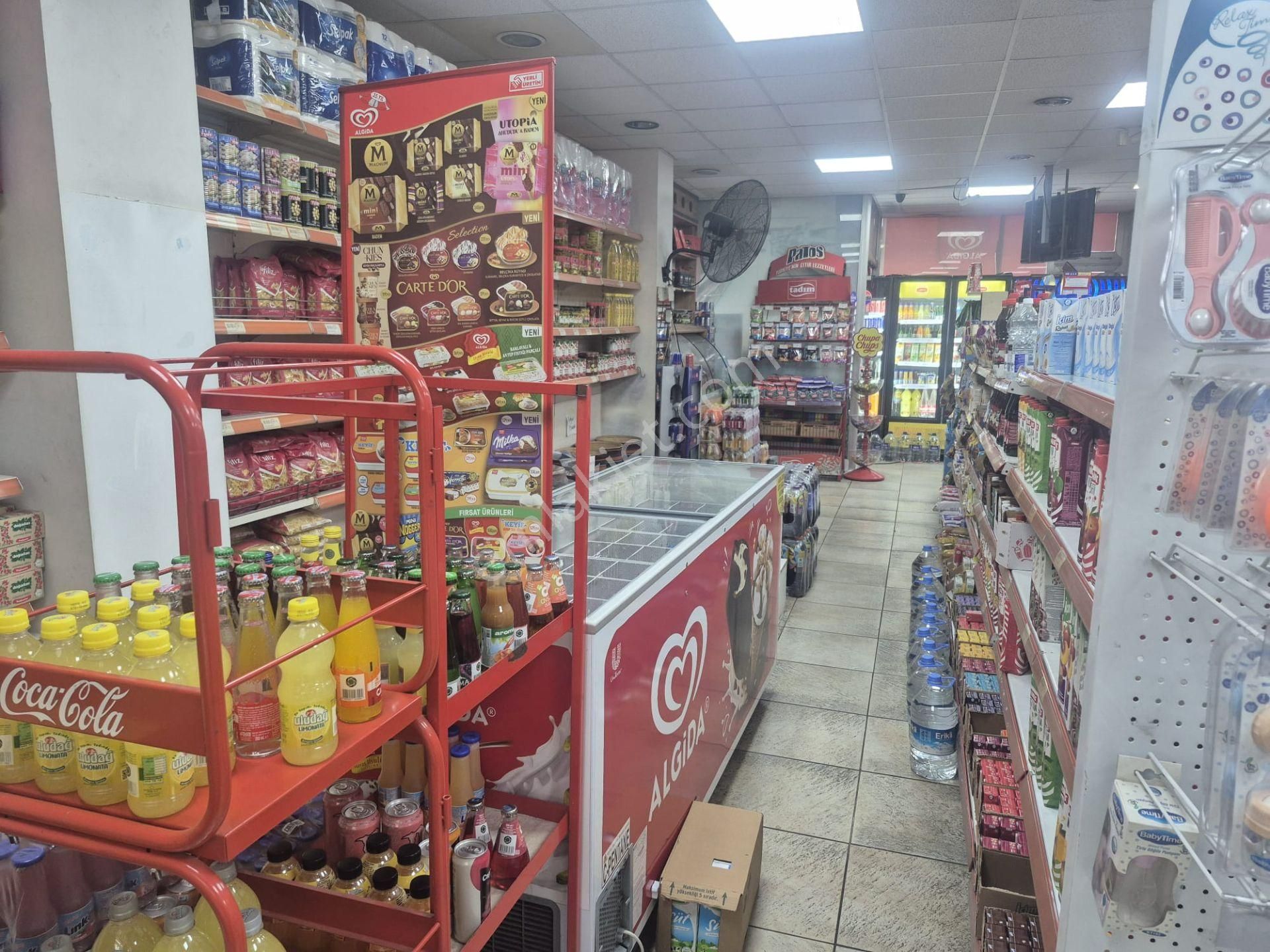 Mahmutbey Caddesi'nde İşlek Konumda, Depolu, Devren Market - Görsel 4