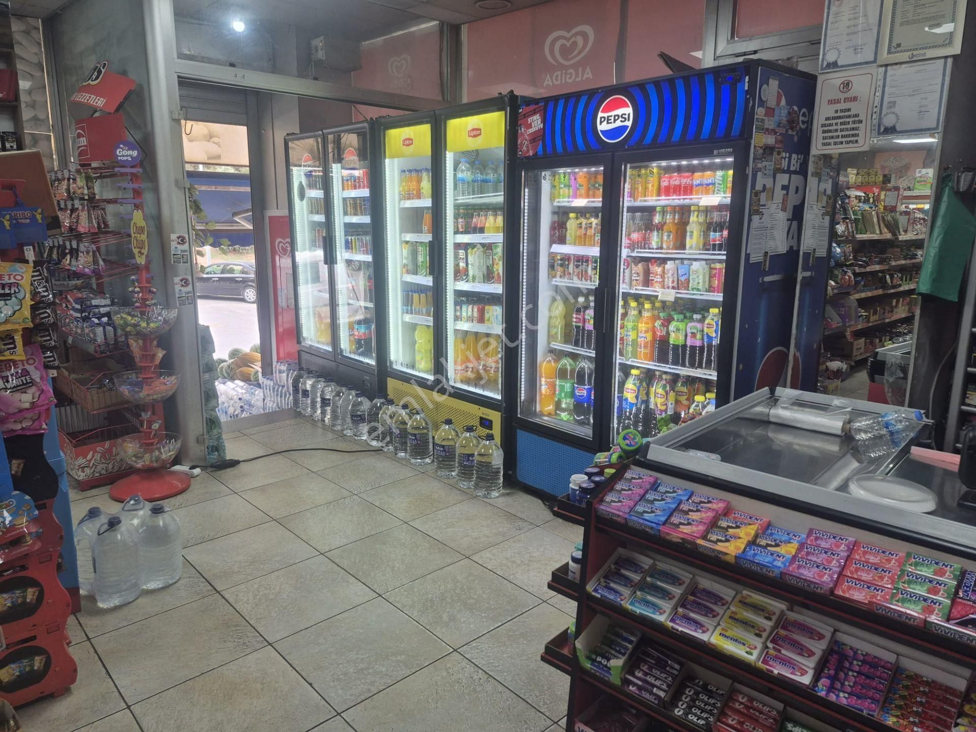 Mahmutbey Caddesi'nde İşlek Konumda, Depolu, Devren Market - Görsel 7