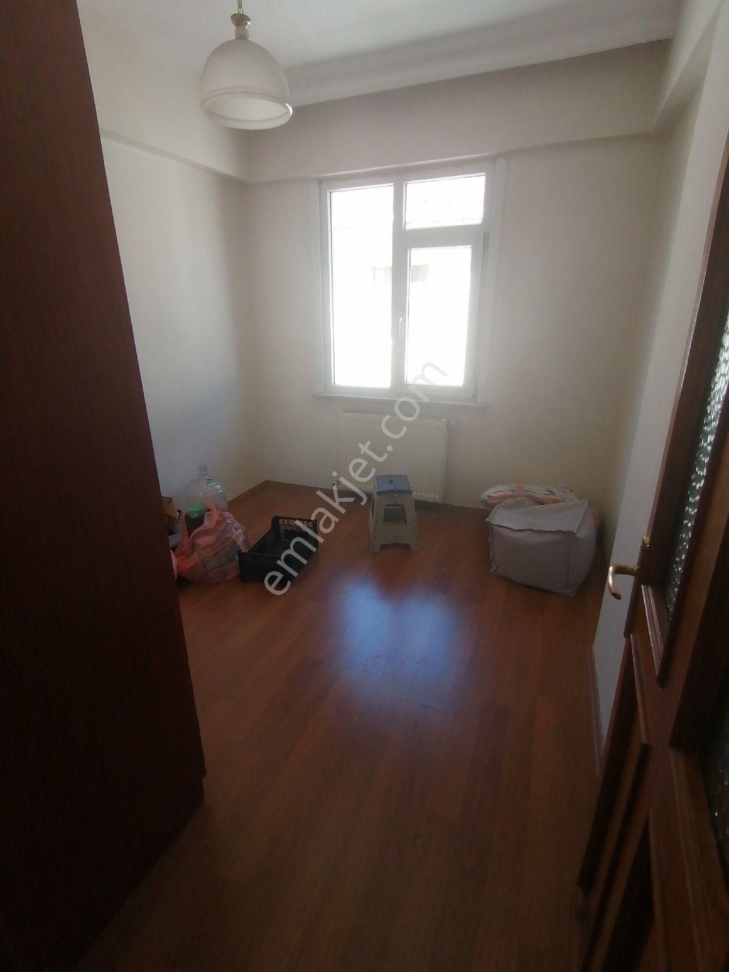 Ataşehir Belediye Karşısı Site İçi 3 +1 Acık Otopark Kapıcı Bahçıvan Güvenlik Görevlisi Ulaşım İyi - Görsel 19