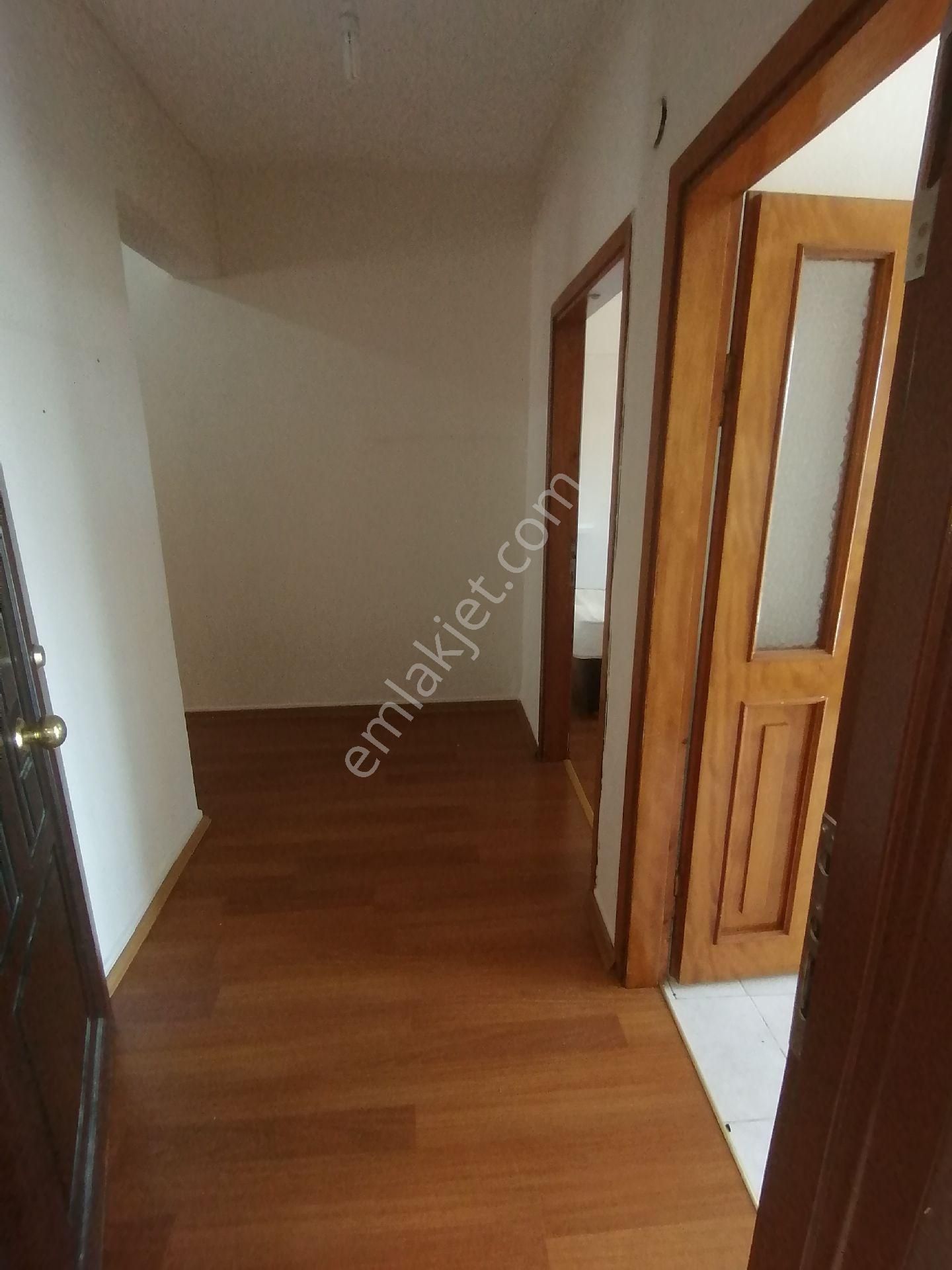 Ataşehir Belediye Karşısı Site İçi 3 +1 Acık Otopark Kapıcı Bahçıvan Güvenlik Görevlisi Ulaşım İyi - Görsel 30