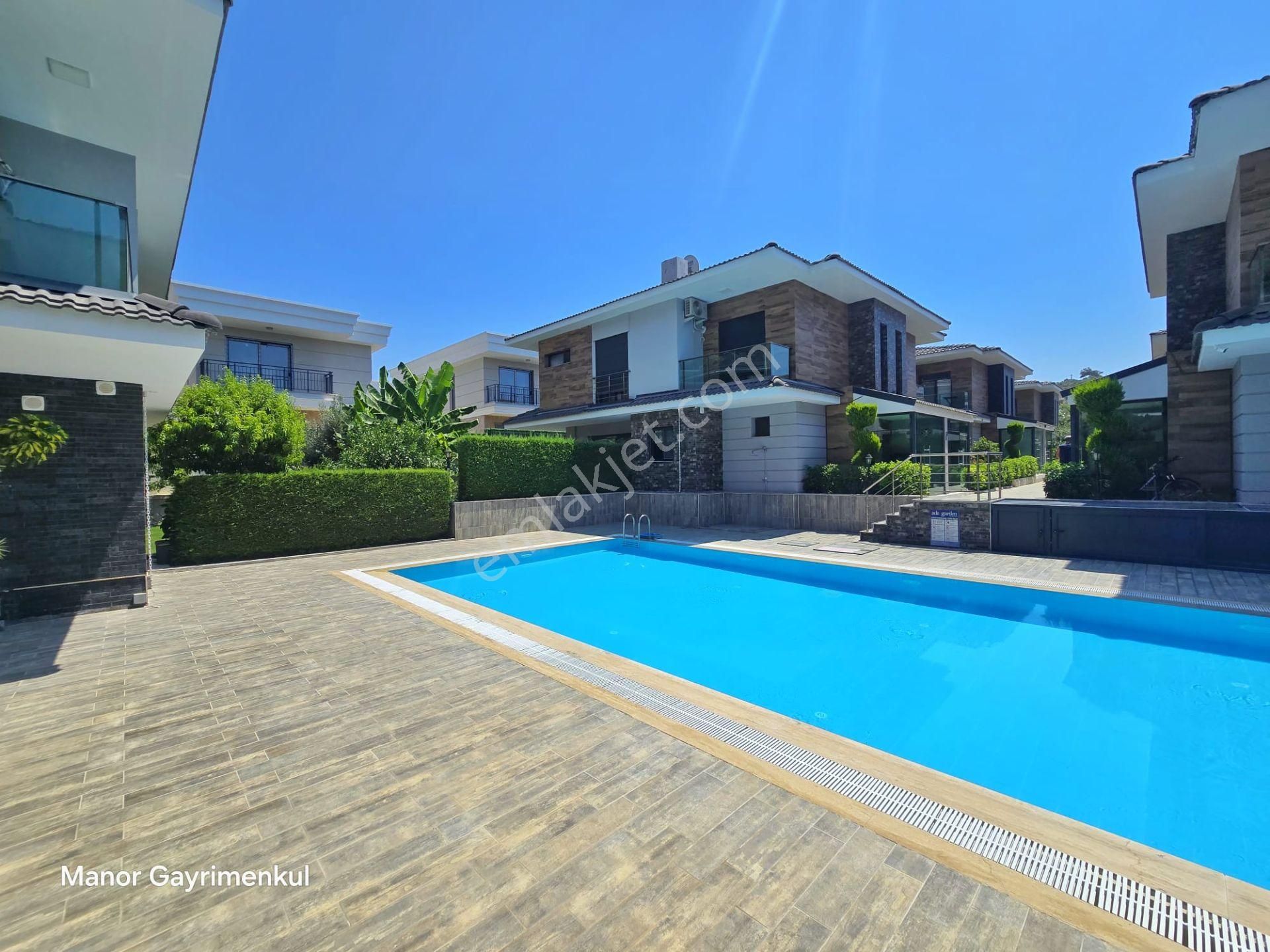 Kuşadası Yavansu Mah. Full Eşyalı 3+1 Bahçeli Geniş Villa
