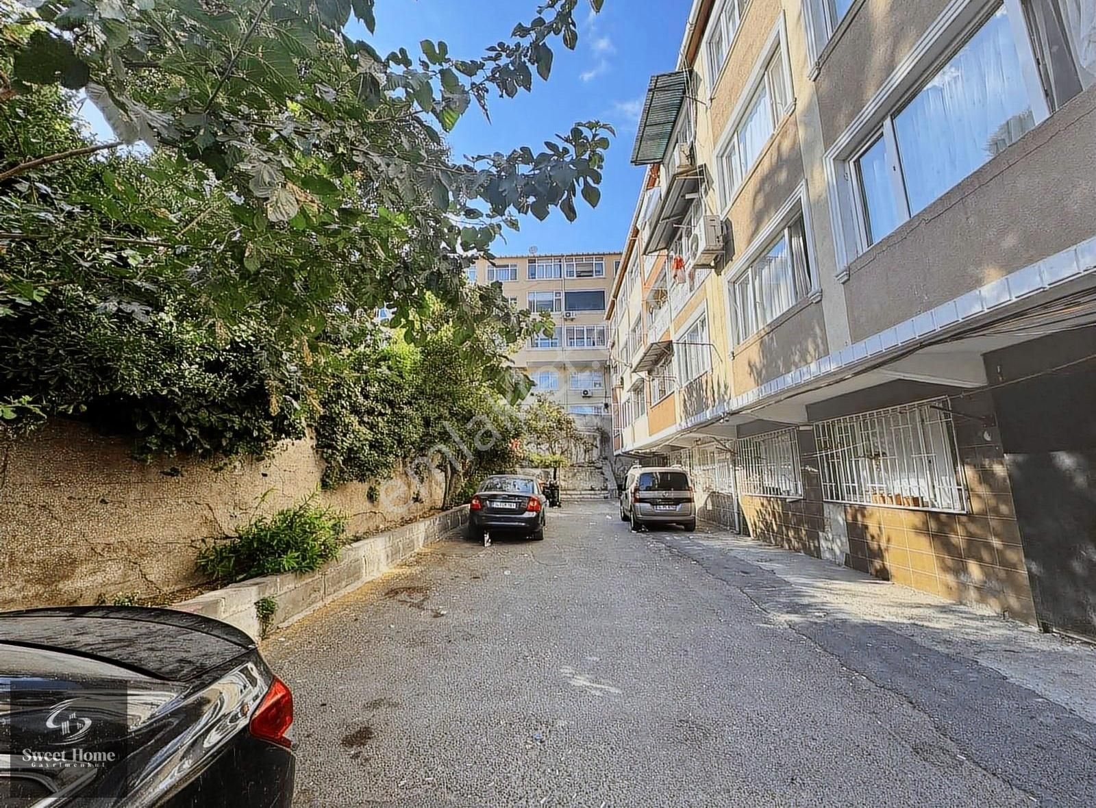 Samatya'da Hastane Ve Sahil Dibinde 2+1 Bahçeli Satılık Daire - Görsel 35