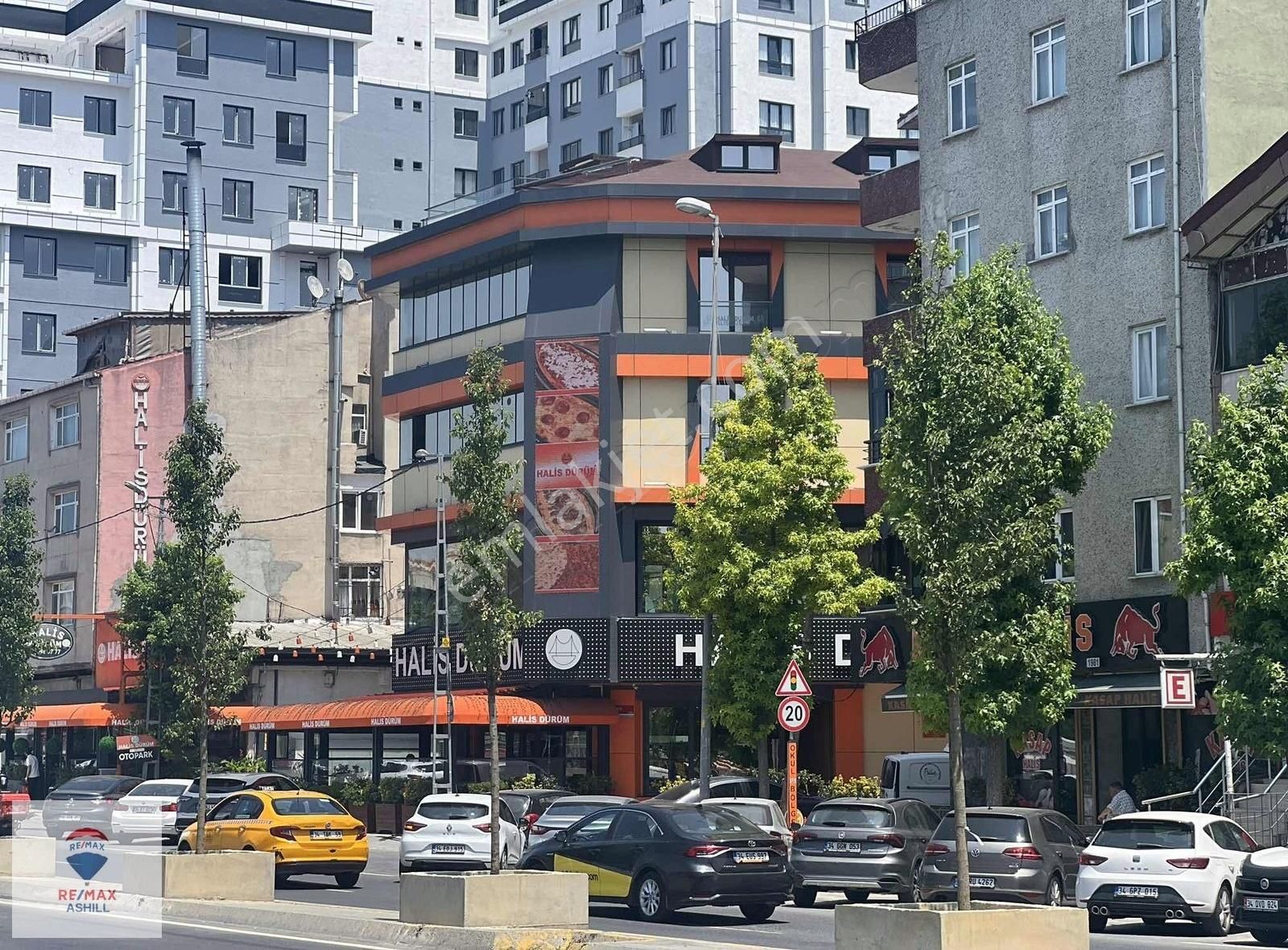 İstasyon Mahallesi Ashill,den Merkezi Yerde Dükkan Mağaza