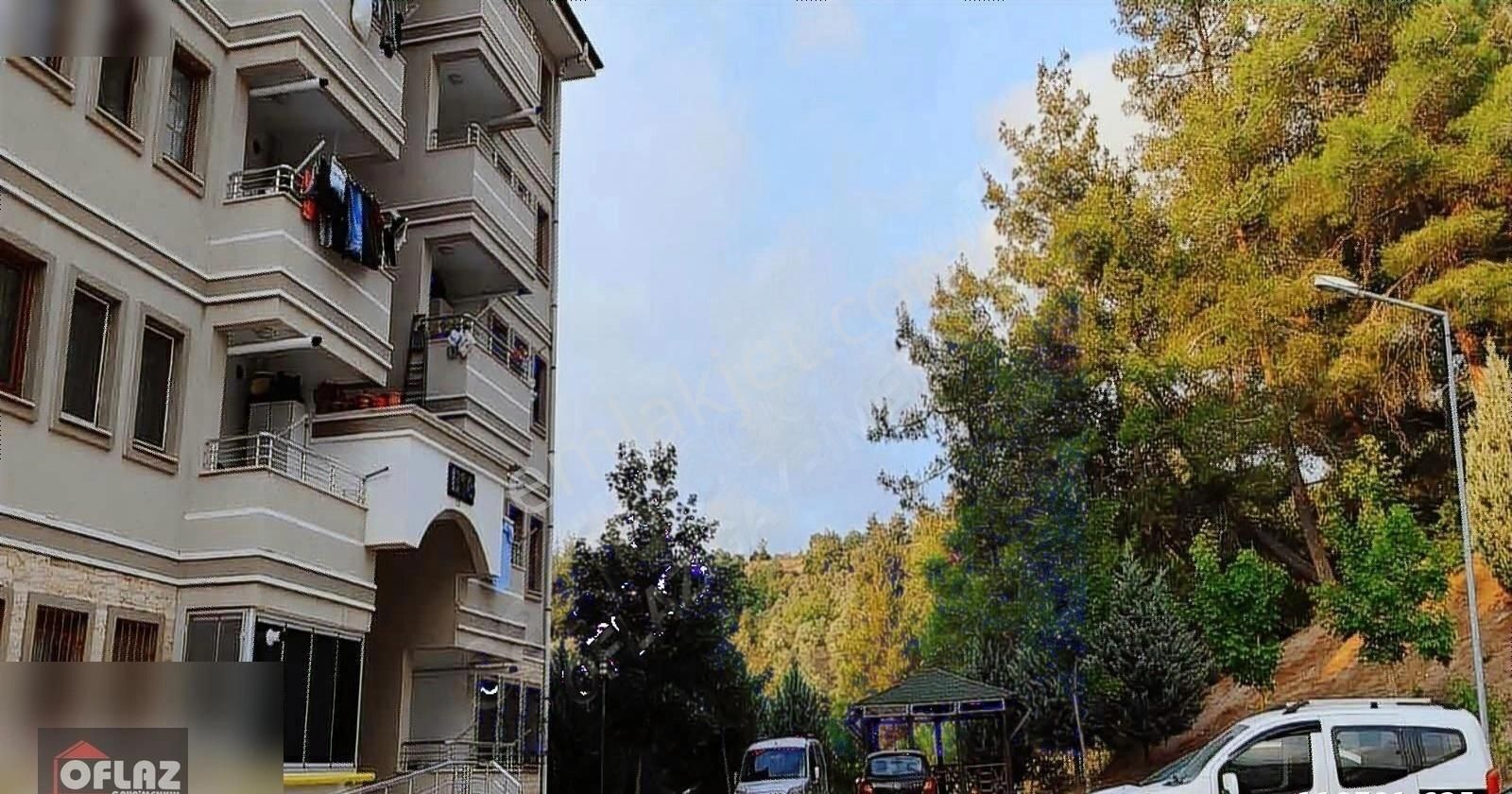 Kurtuluş Mahallesinde Eski Tokilerde Güney Cepheli 2+1 Ara Kat