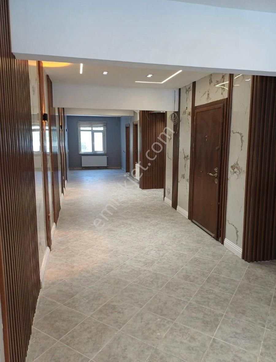 Akdeniz Cad.yanında Balipaşa Caddesinde Yeni Tadilatlı - Görsel 7