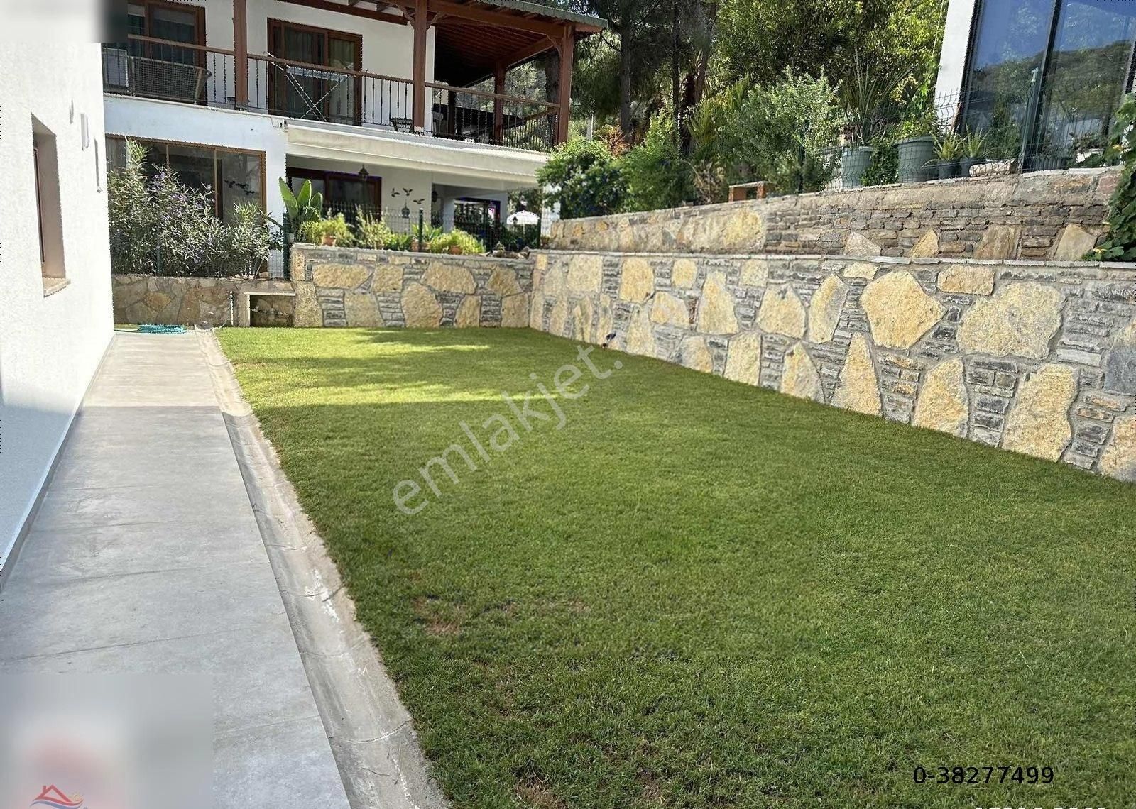 Adabükü Boğaziçi Doktorlar Sitesinde İkiz Müstakil Villa - Görsel 3