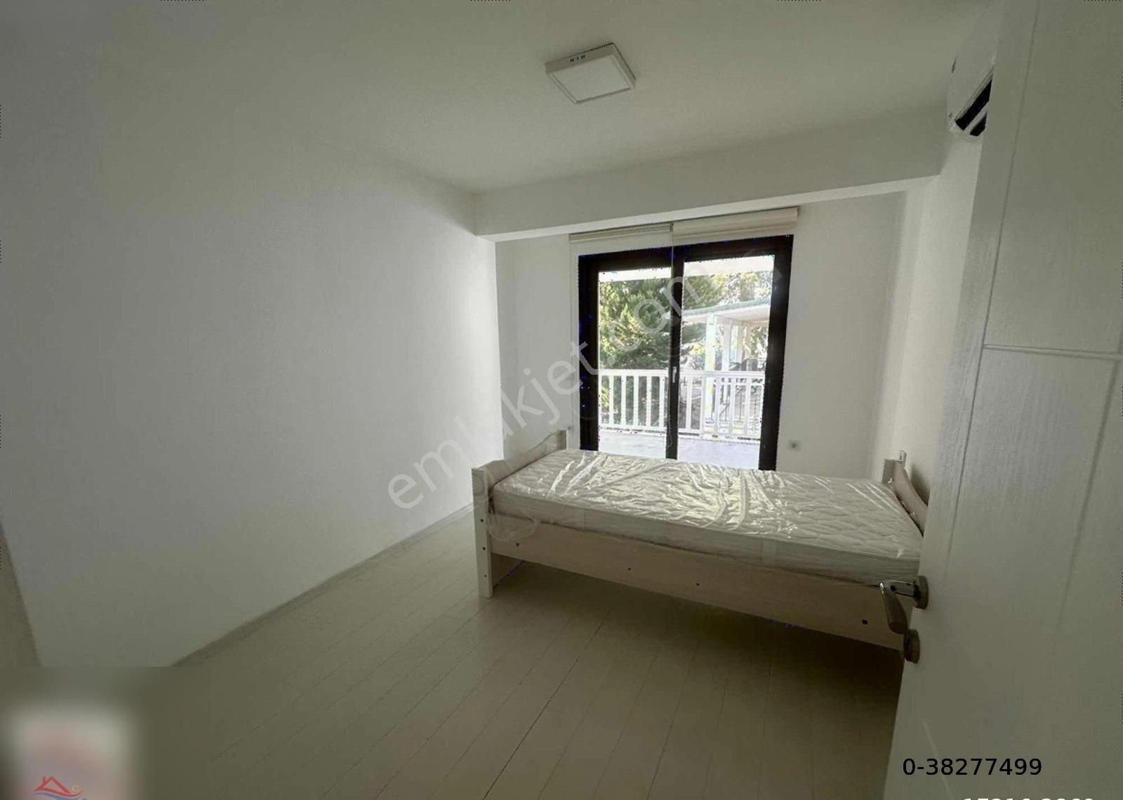 Adabükü Boğaziçi Doktorlar Sitesinde İkiz Müstakil Villa - Görsel 2